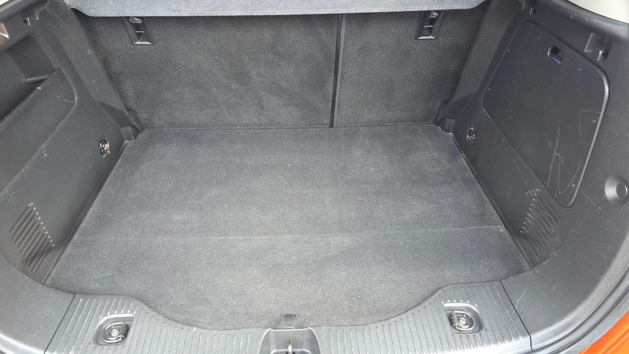 Vauxhall Mokka - Image 40