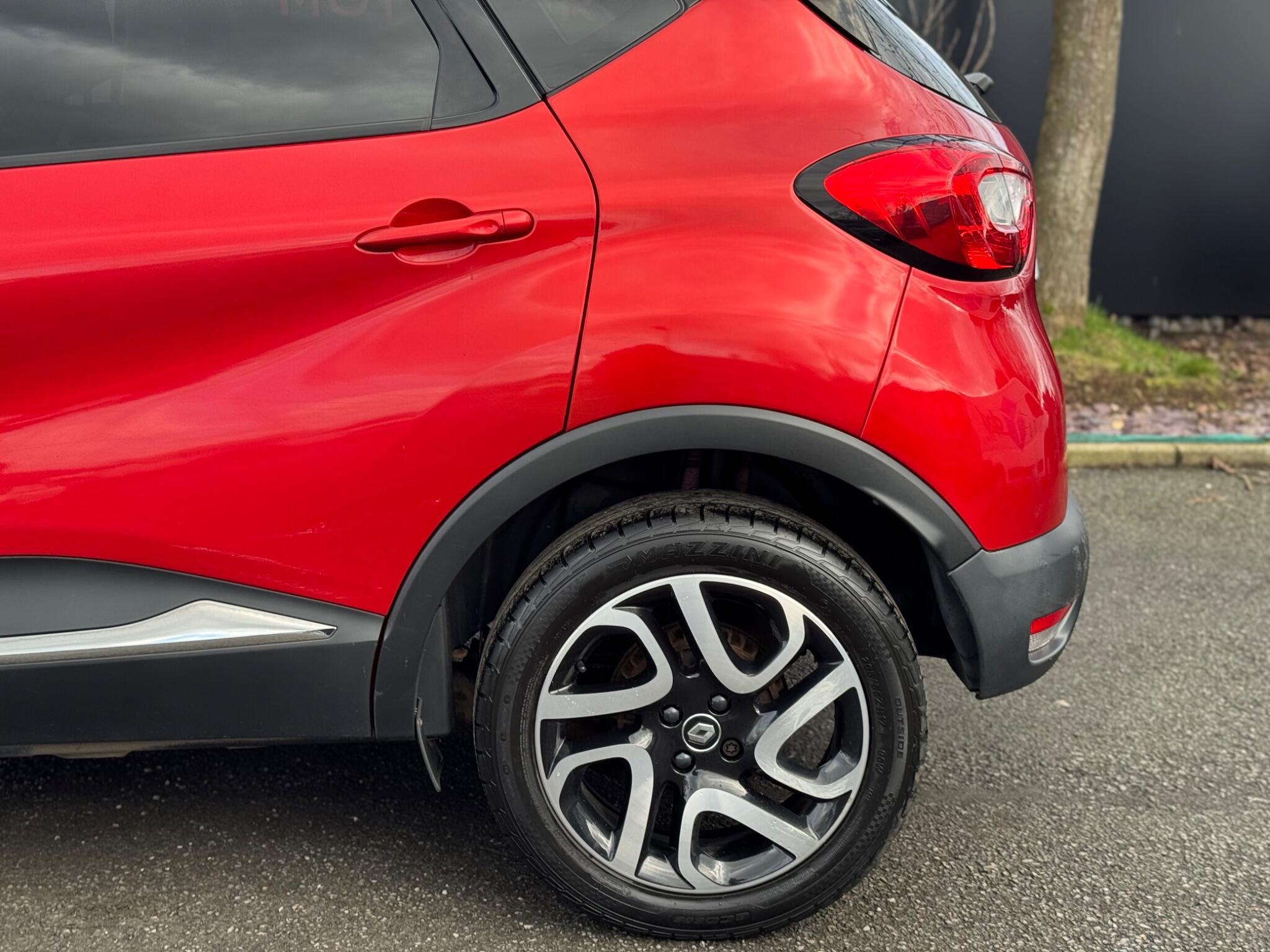 Renault Captur - Image 18