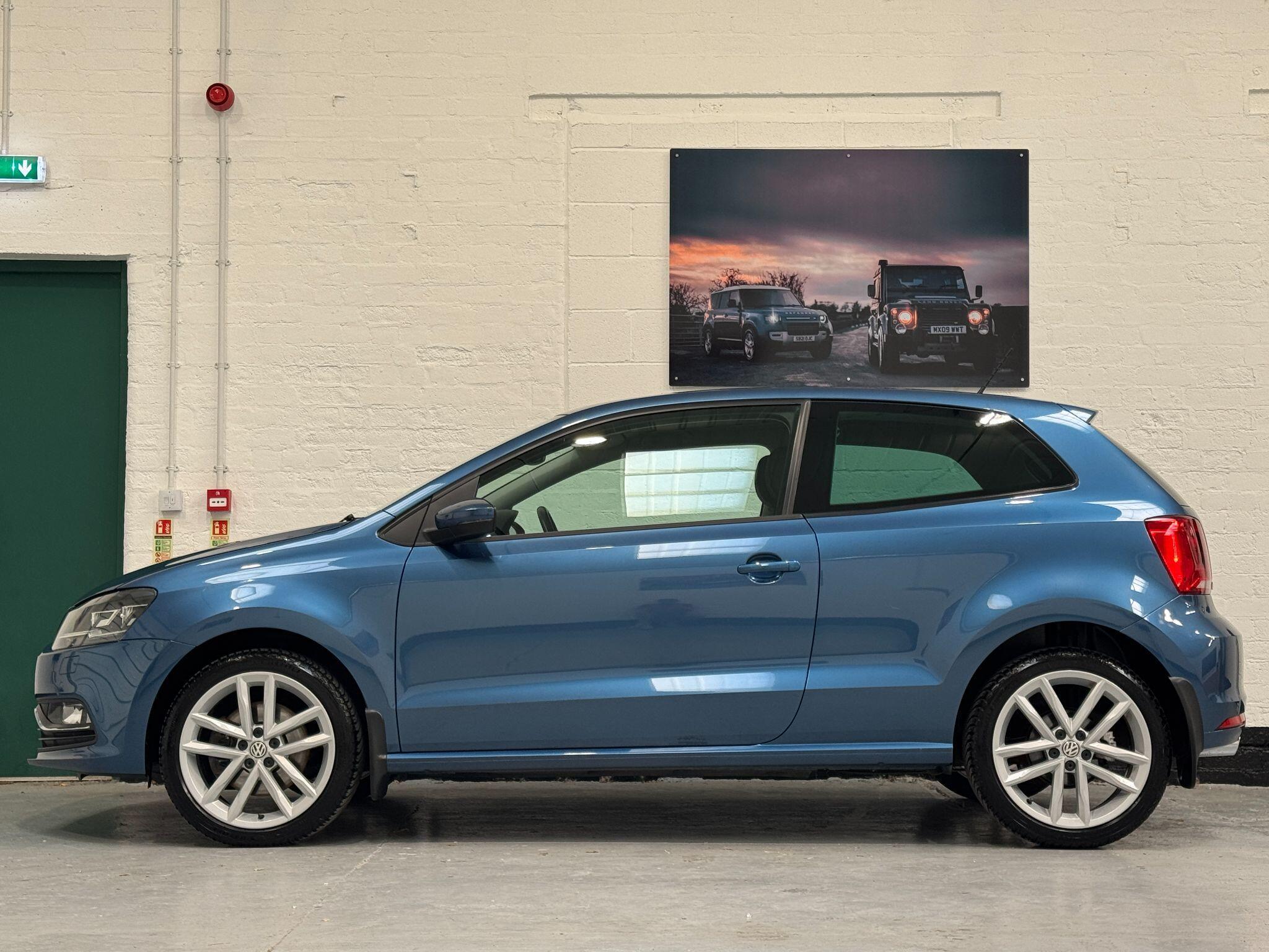 Volkswagen Polo - Image 10