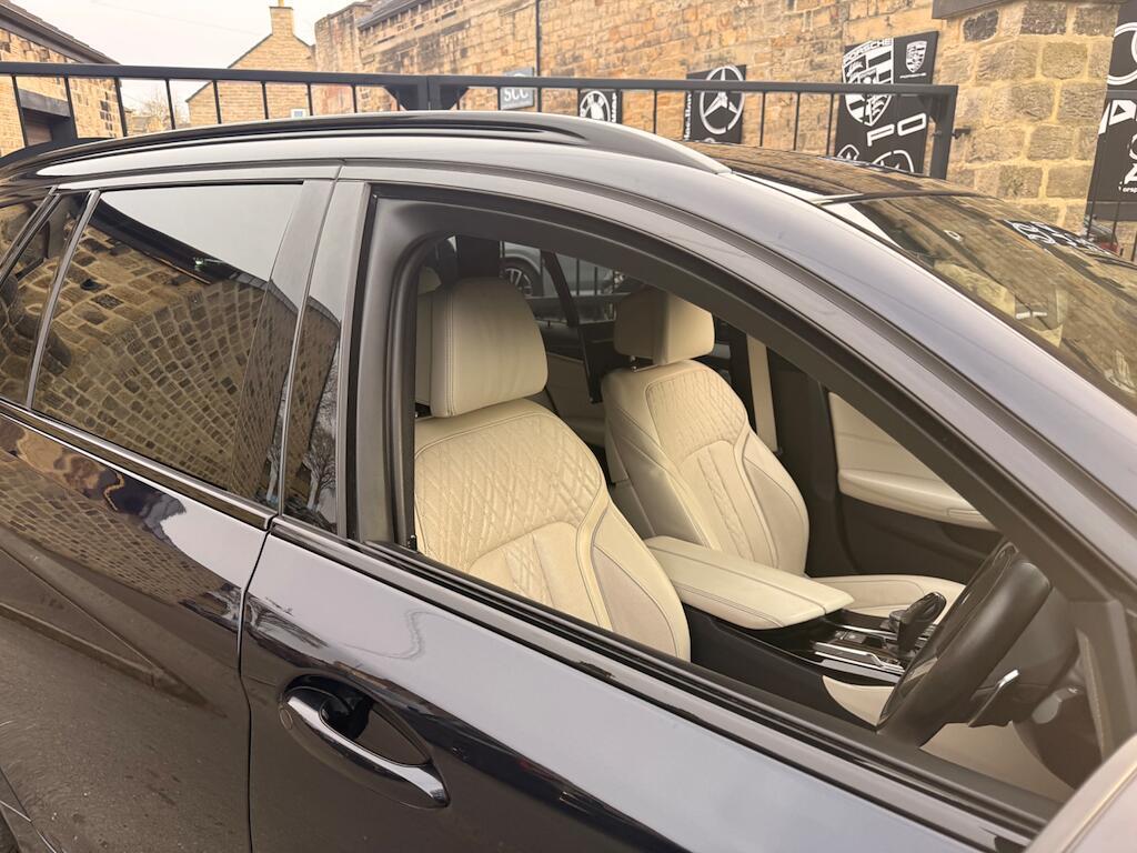 BMW 5 Series - Image 22