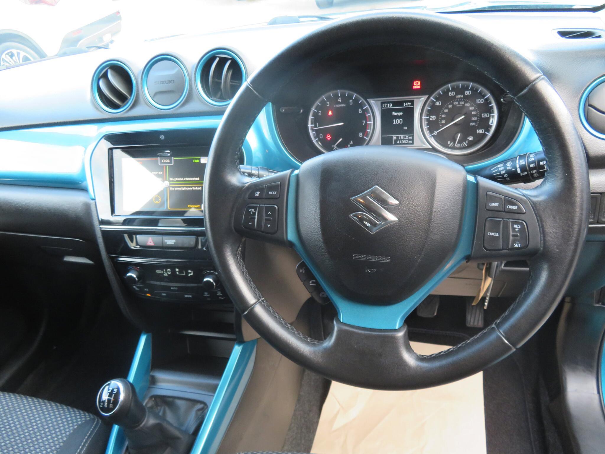 Suzuki Vitara - Image 13