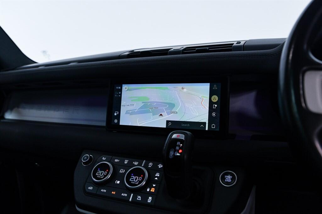 Land Rover Defender 110 - Image 20