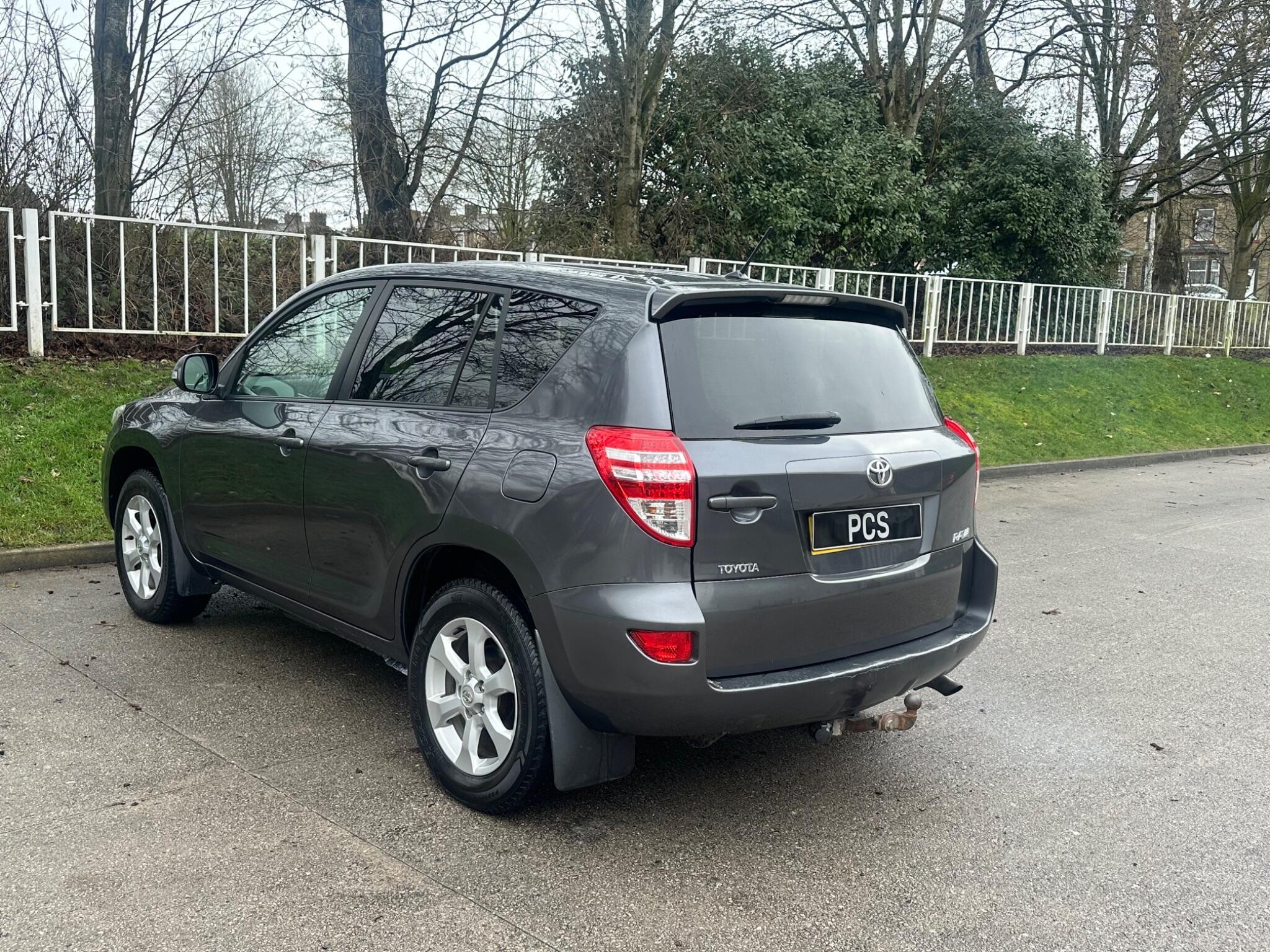 Toyota RAV4 - Image 11