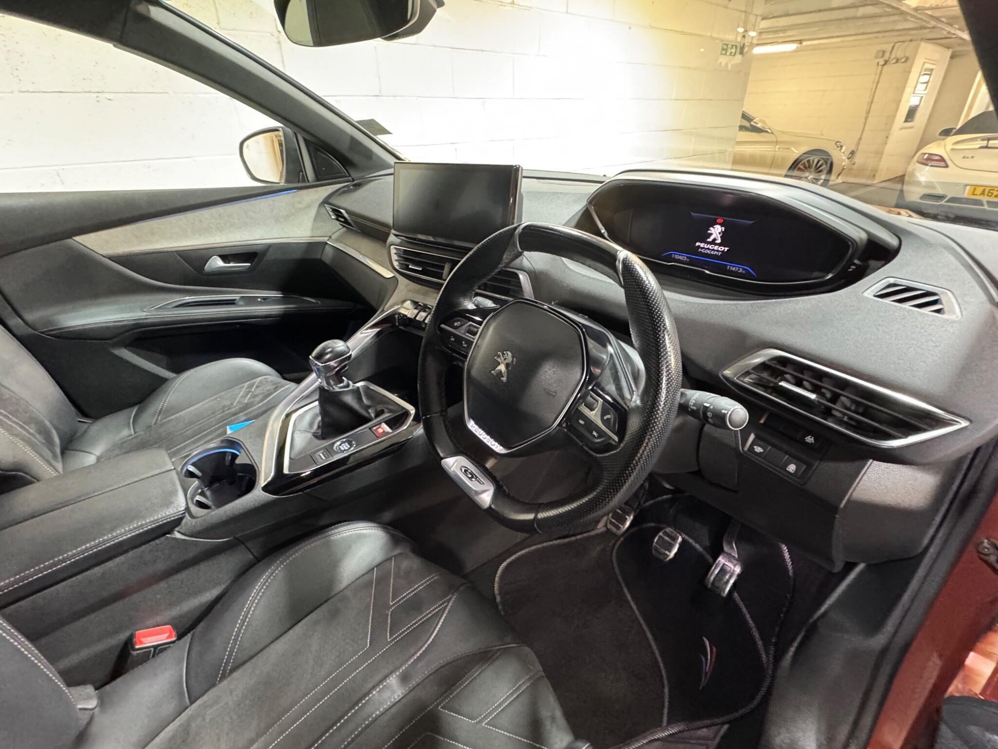 Peugeot 5008 - Image 8