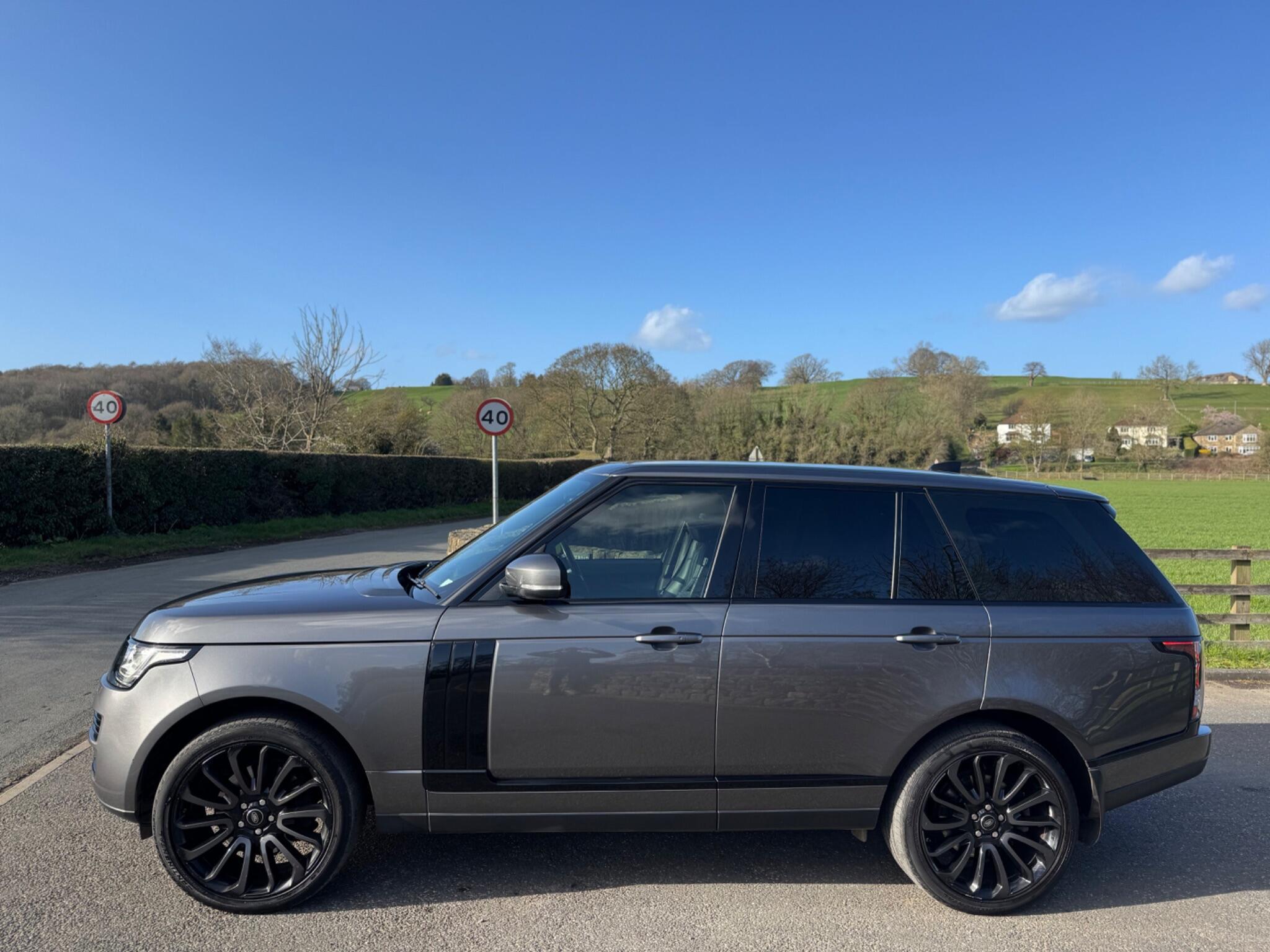 Land Rover Range Rover - Image 4