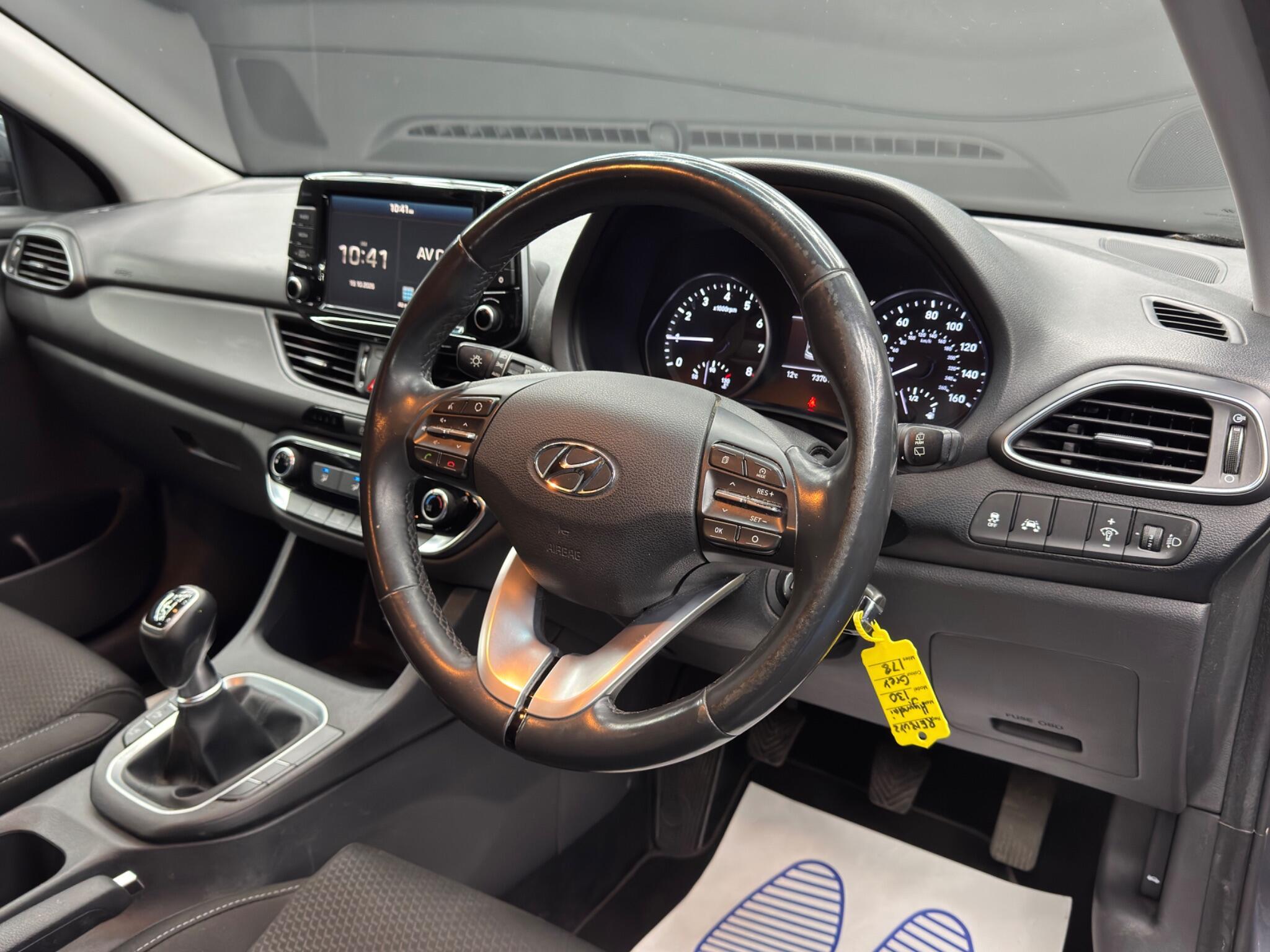 Hyundai i30 - Image 9