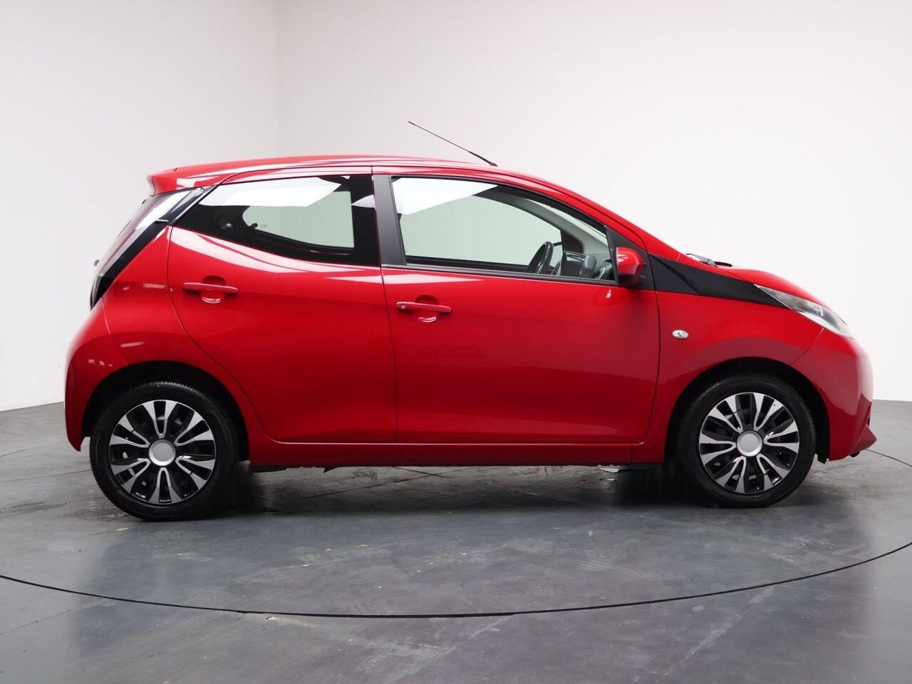 Toyota Aygo - Image 14