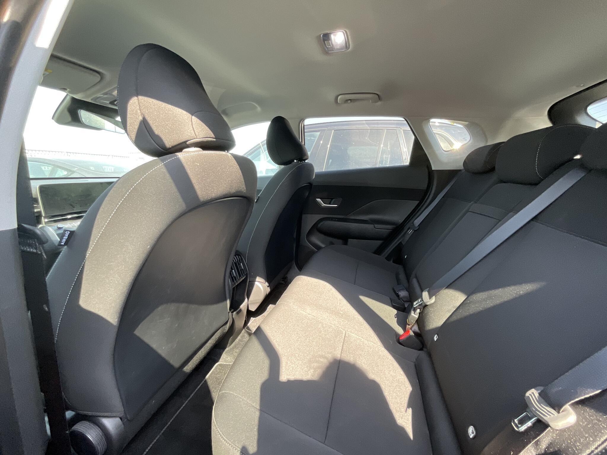 Hyundai Kona - Image 15