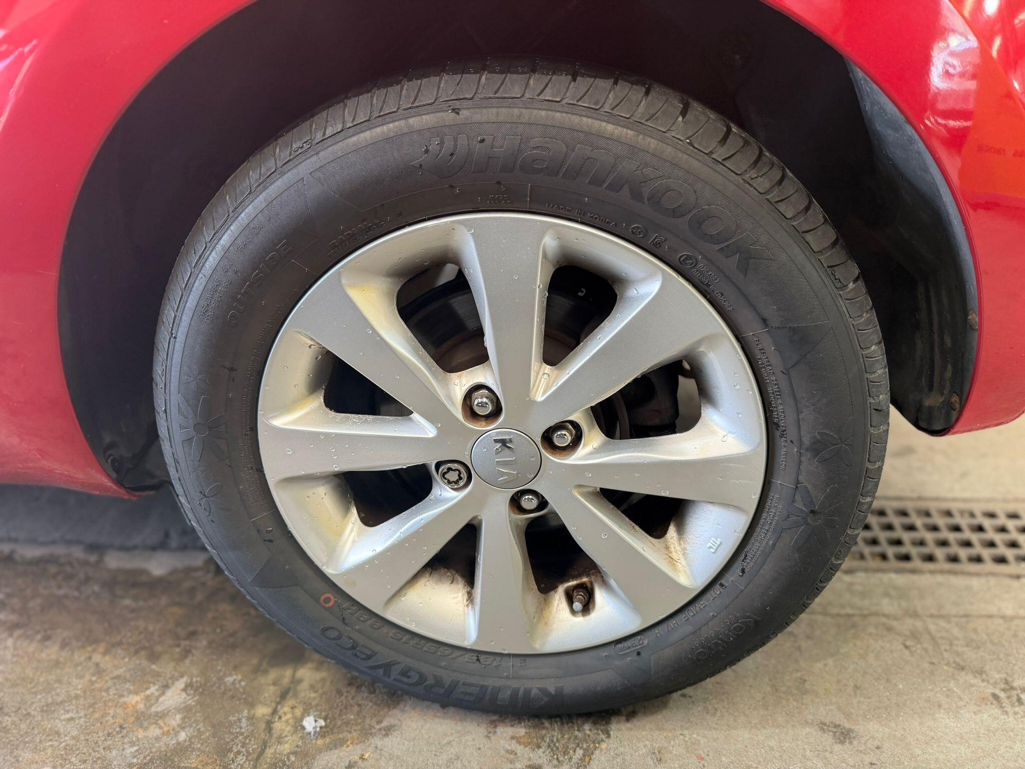 Kia Rio - Image 16