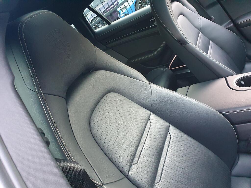 Porsche Panamera - Image 42