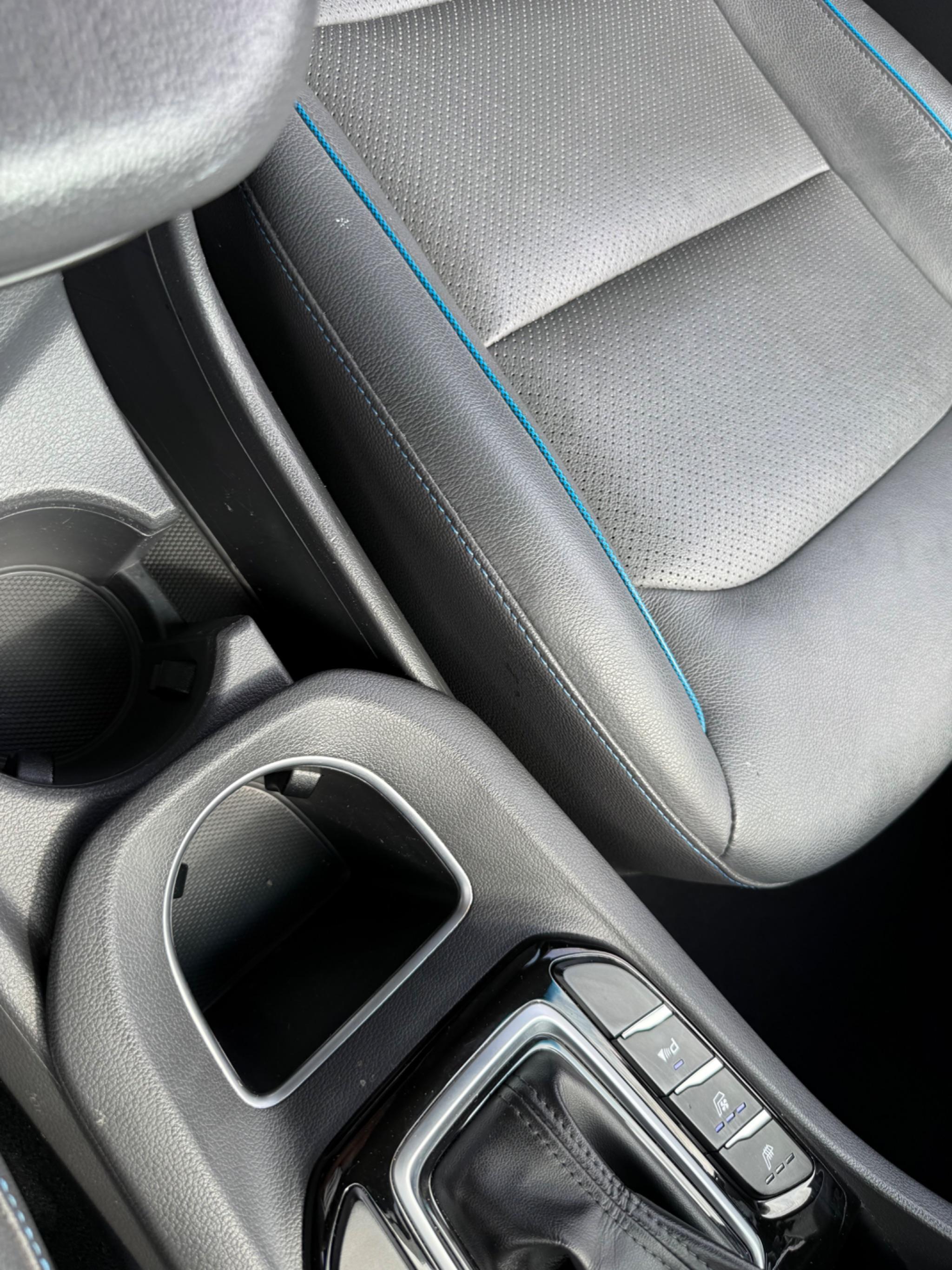 Hyundai Ioniq - Image 48