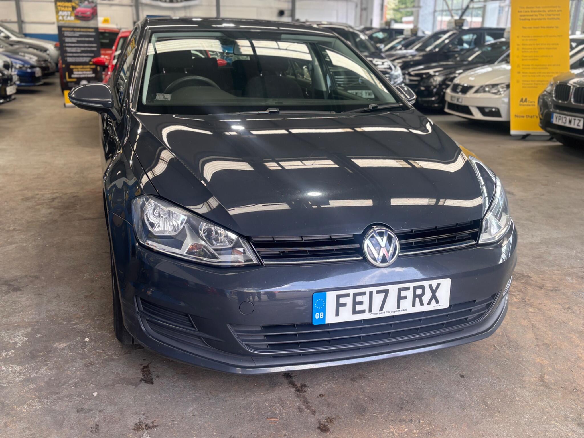 Volkswagen Golf - Image 8