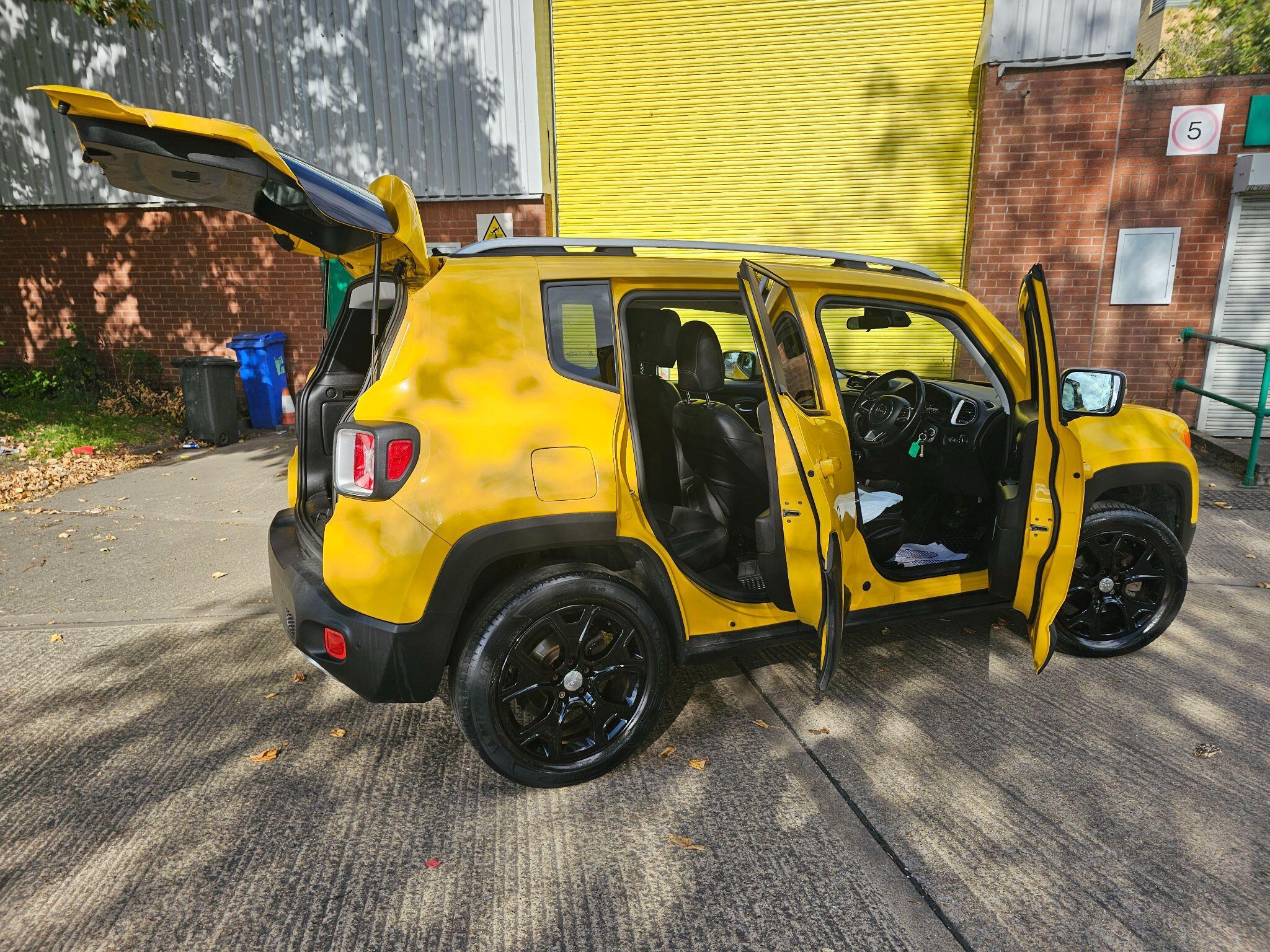 Jeep Renegade - Image 9