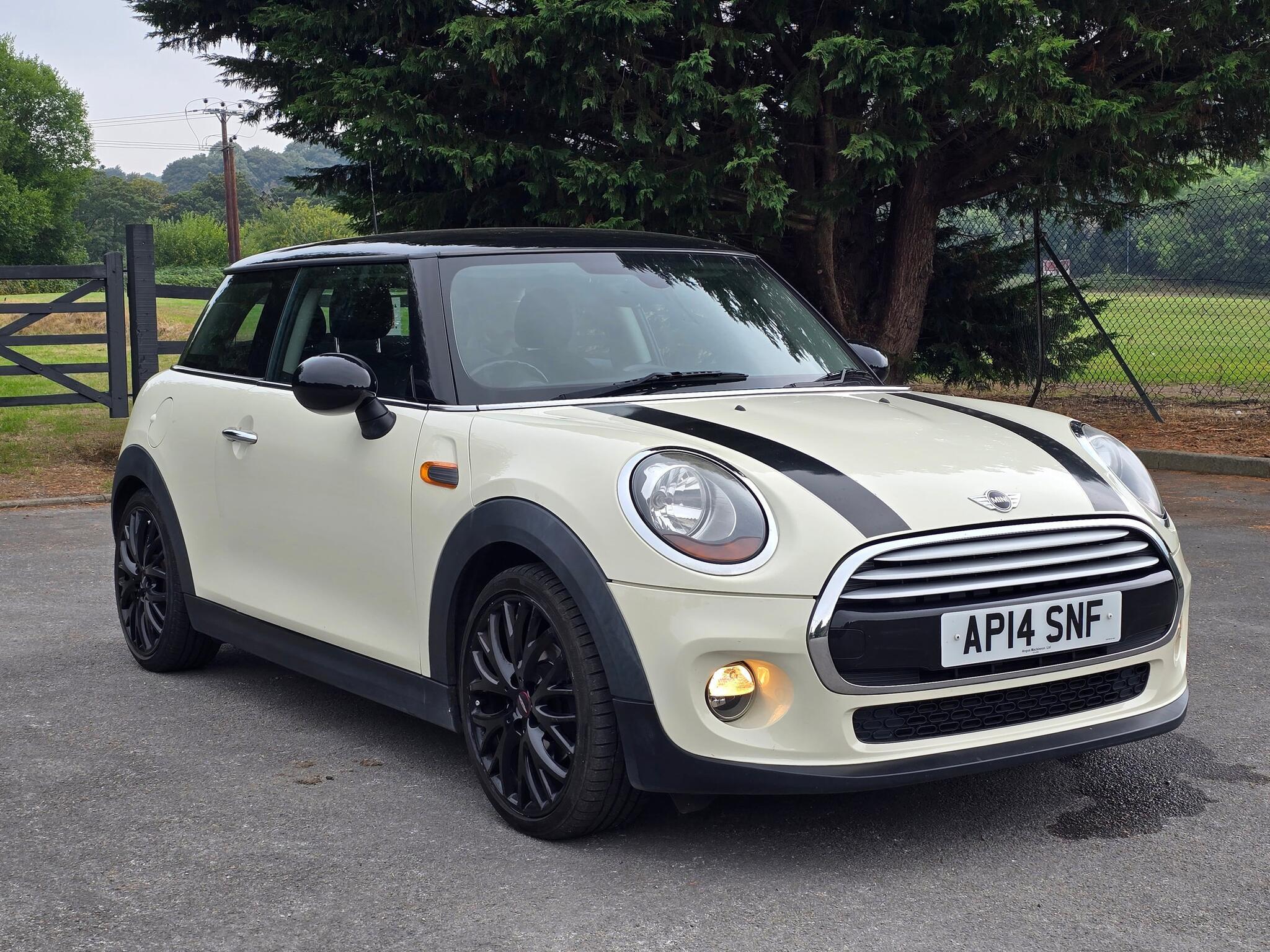 MINI Hatch - Image 12