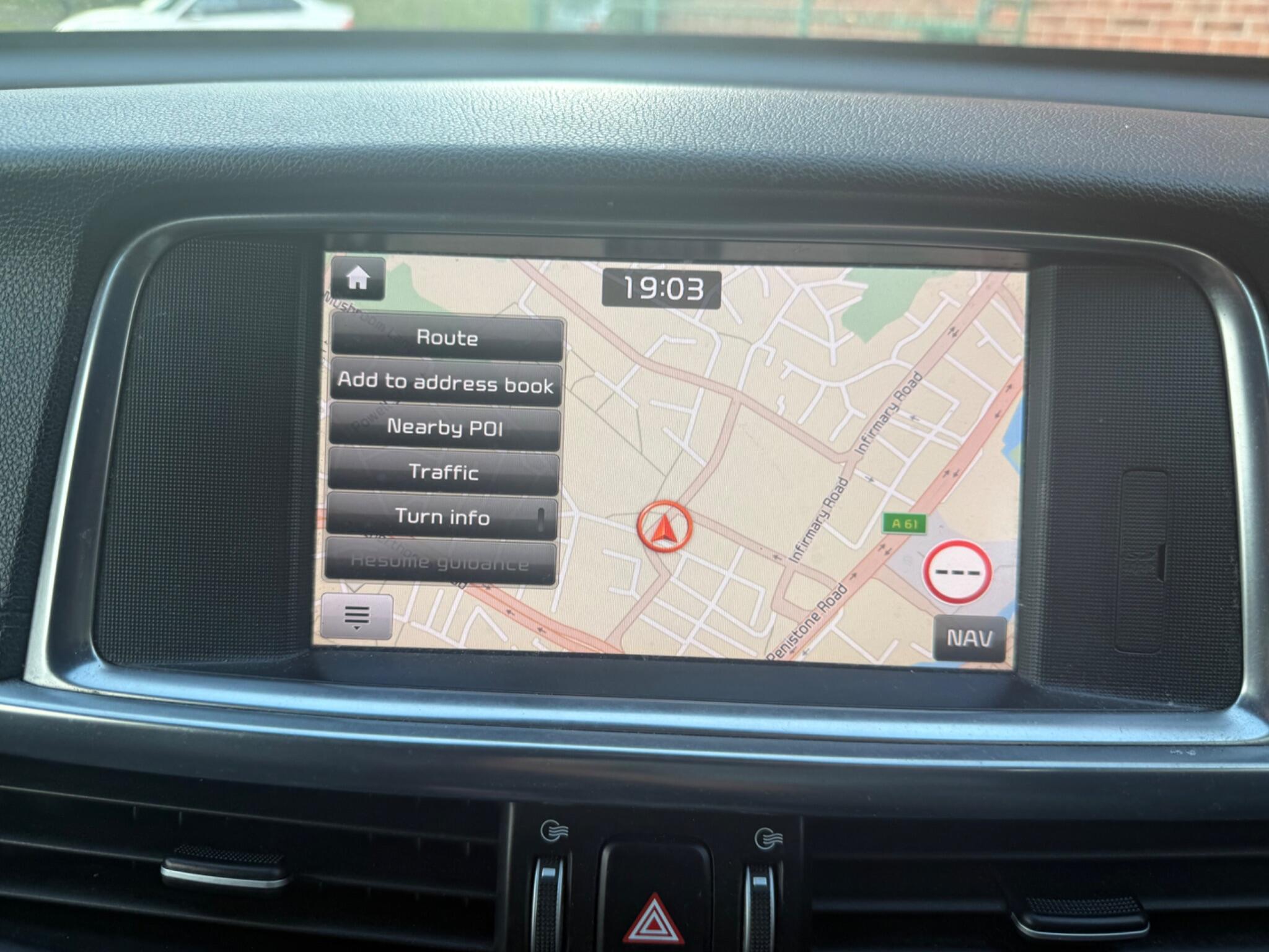 Kia Optima - Image 20