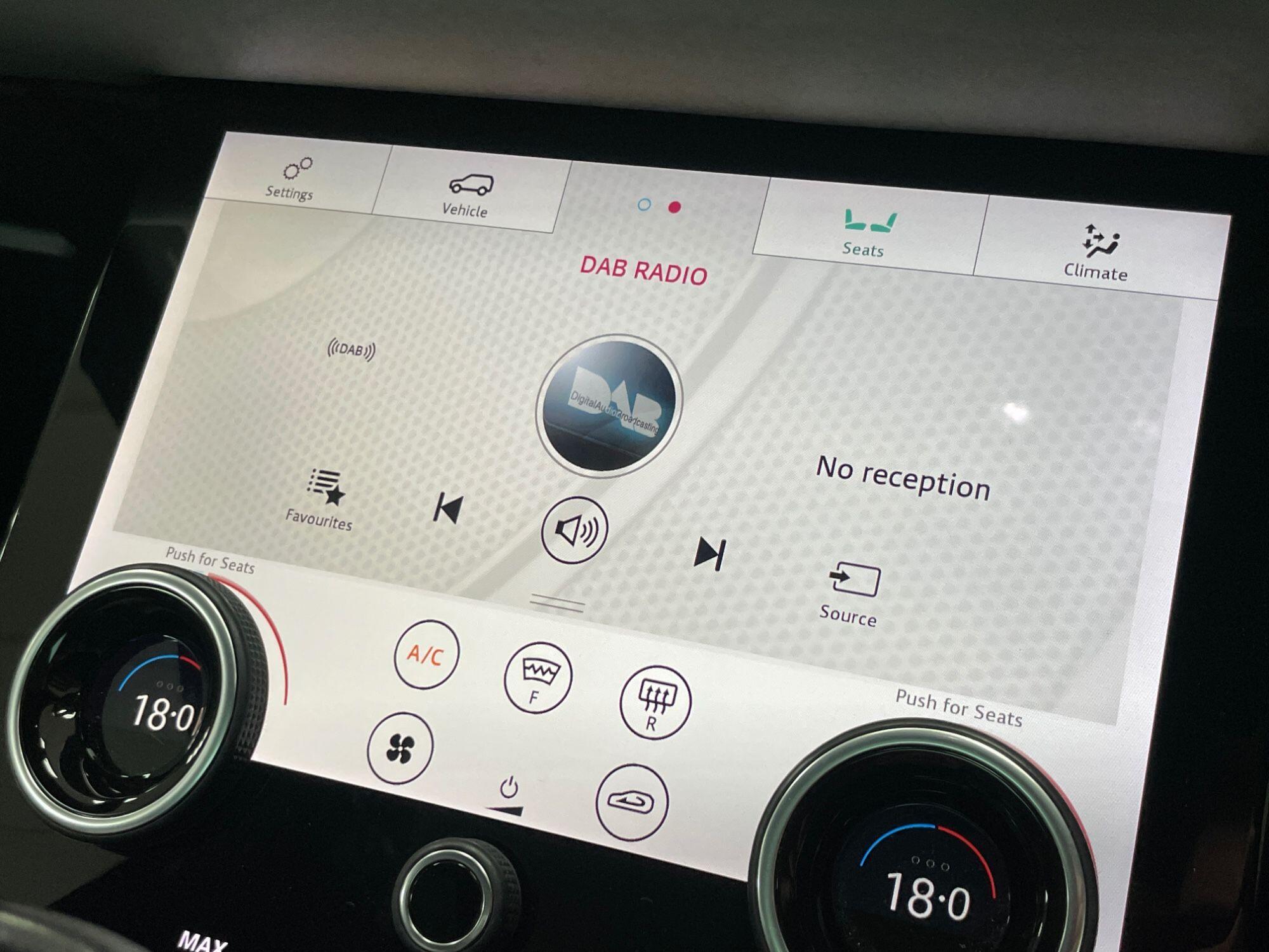 Land Rover Range Rover Evoque - Image 48