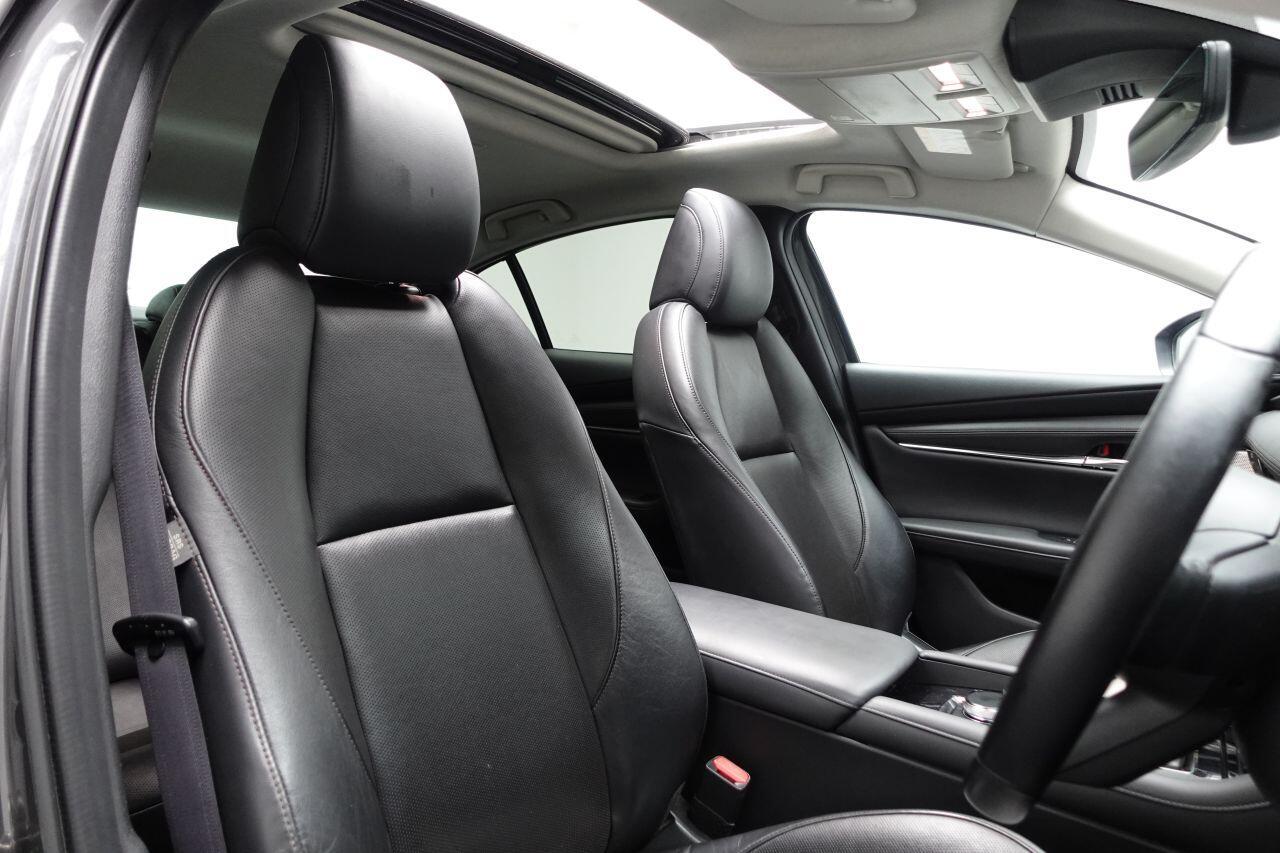 Mazda MAZDA3 - Image 18