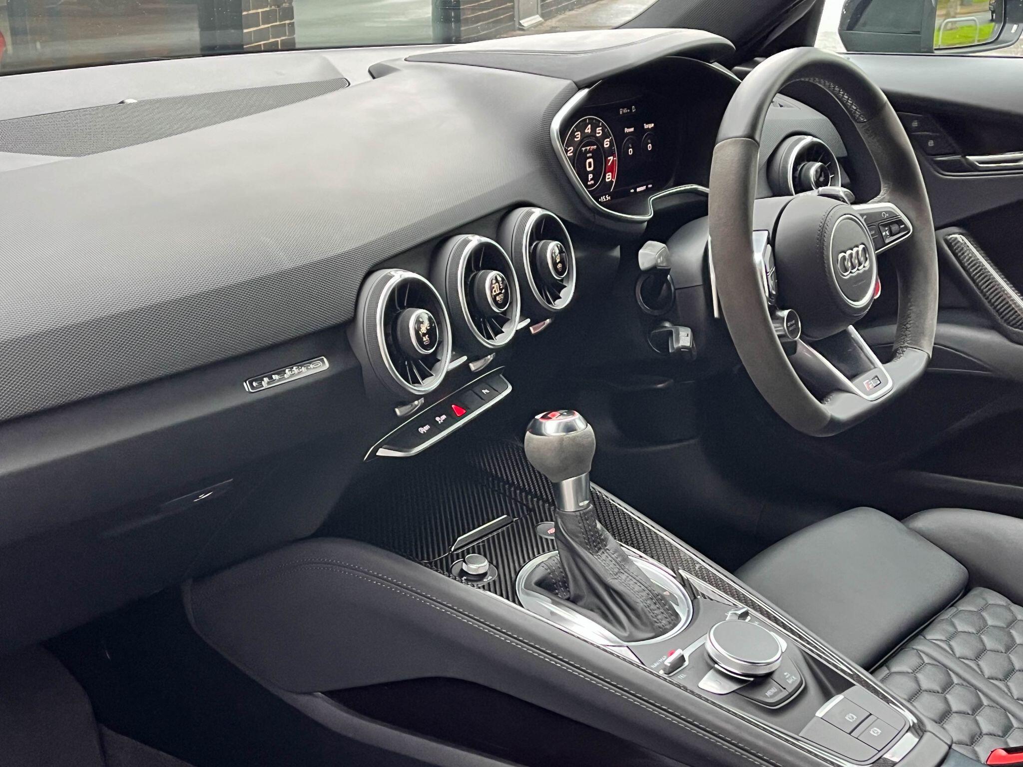 Audi TT RS - Image 4