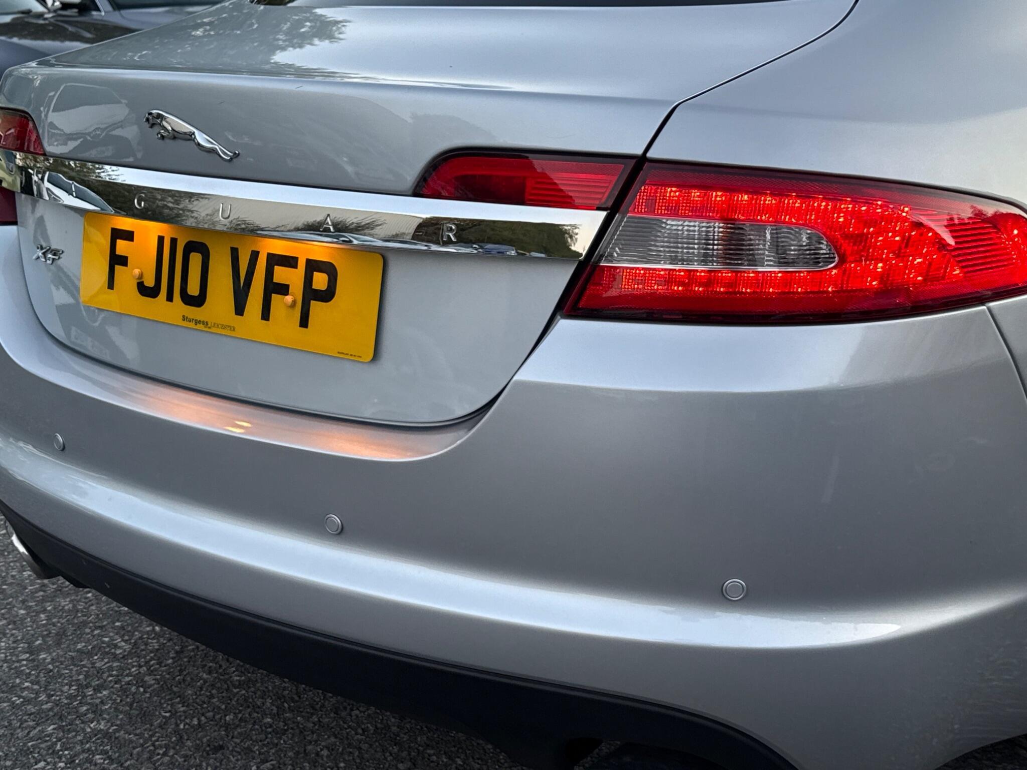 Jaguar XF - Image 45