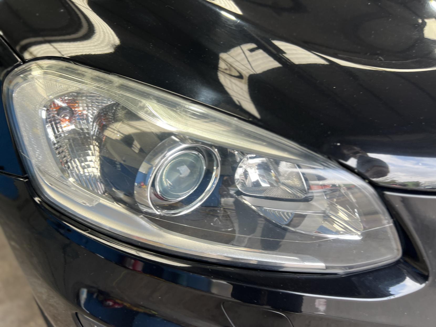 Volvo XC60 - Image 8