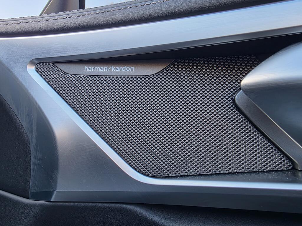 BMW 8 Series - Image 22