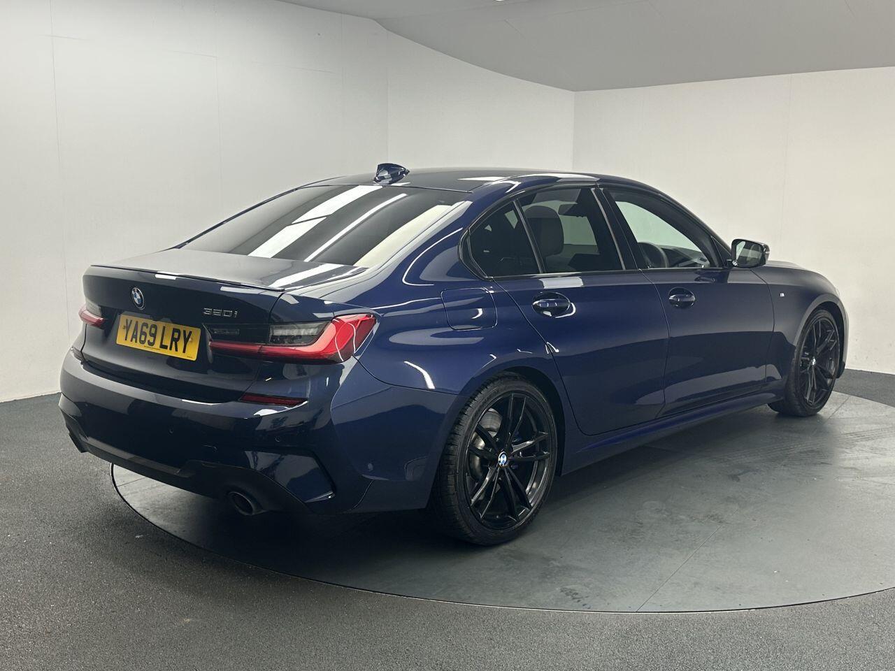 BMW 3 Series - Image 10