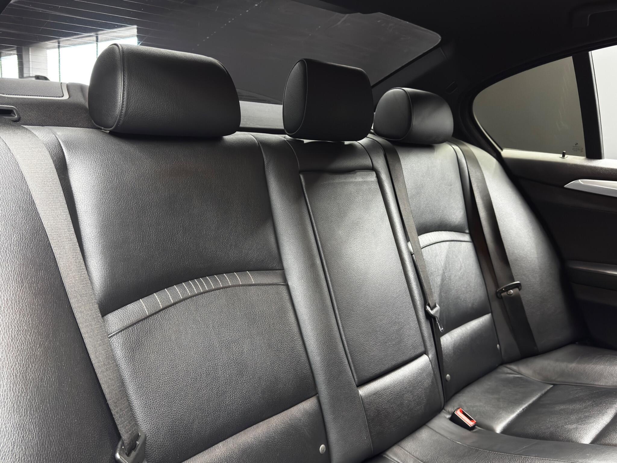 BMW 5 Series - Image 15