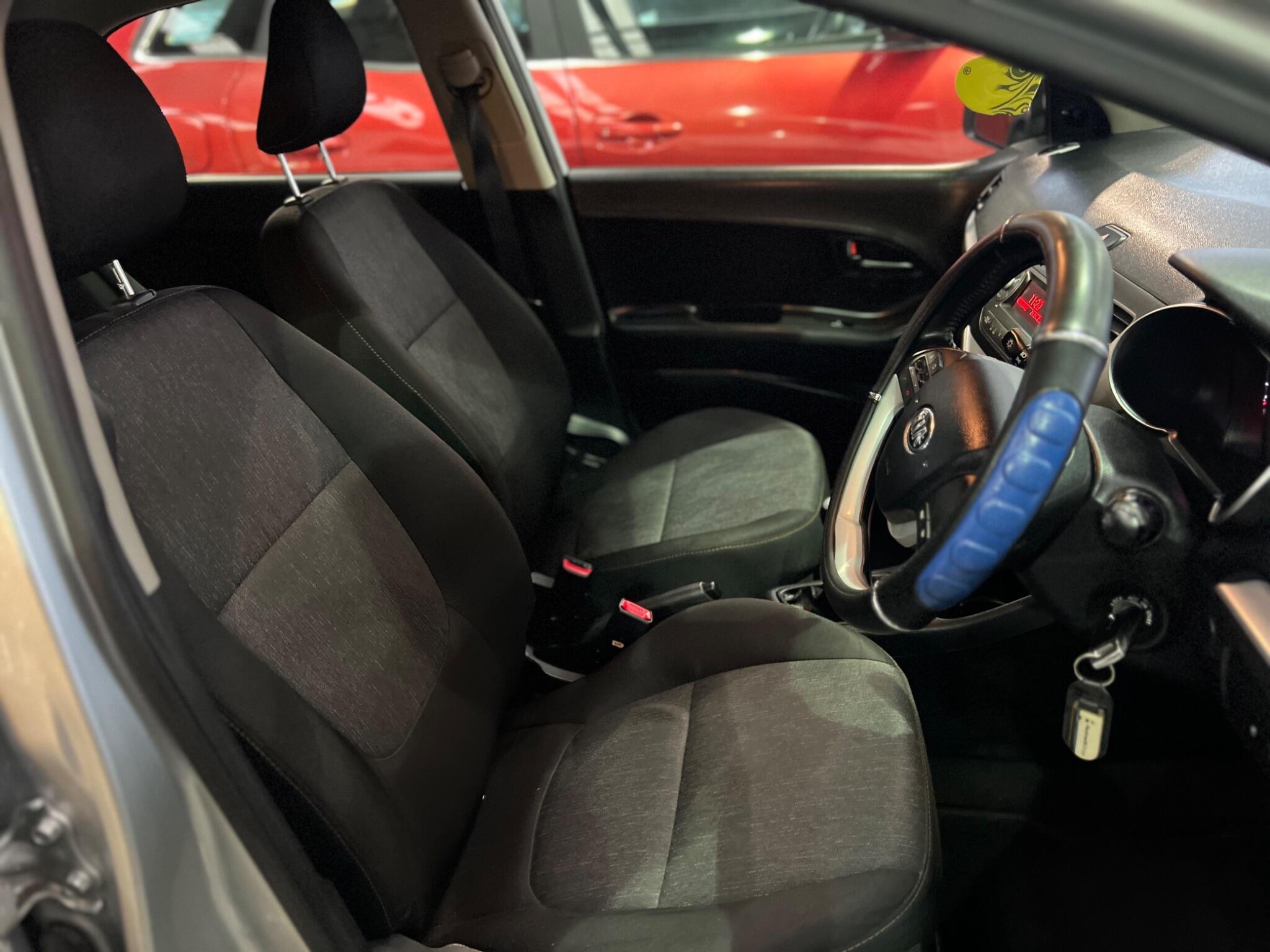 Kia Picanto - Image 17