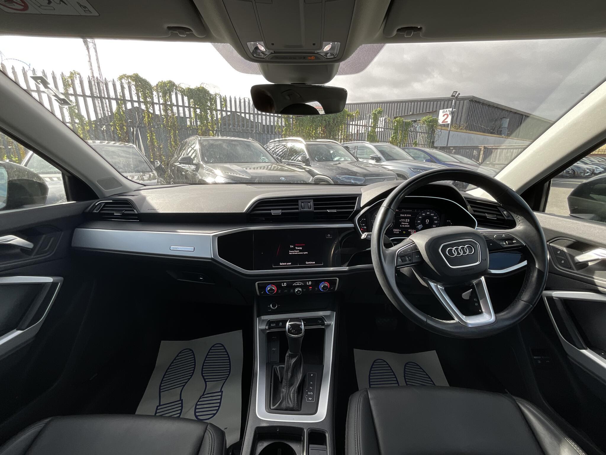Audi Q3 - Image 6