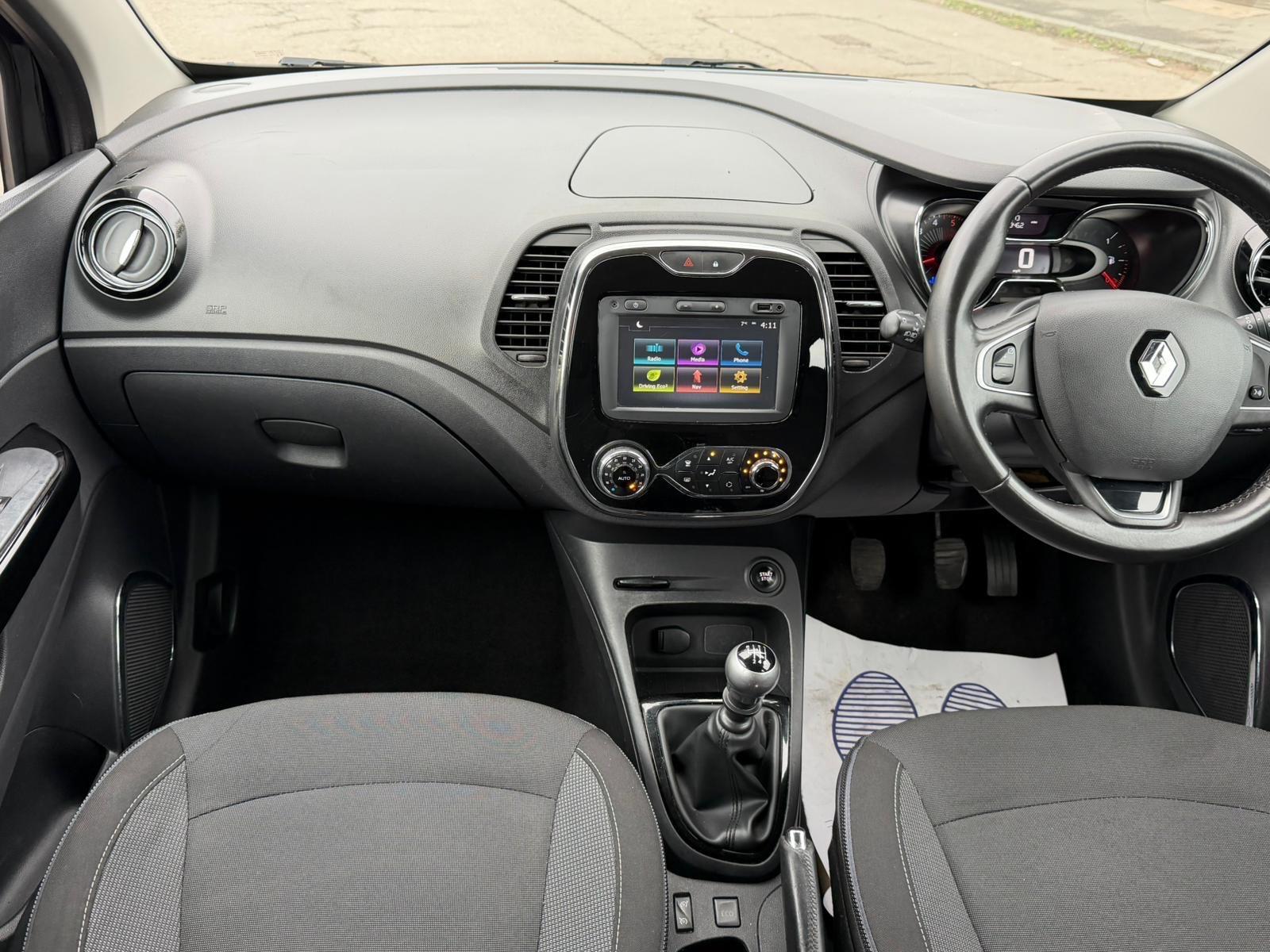 Renault Captur - Image 22