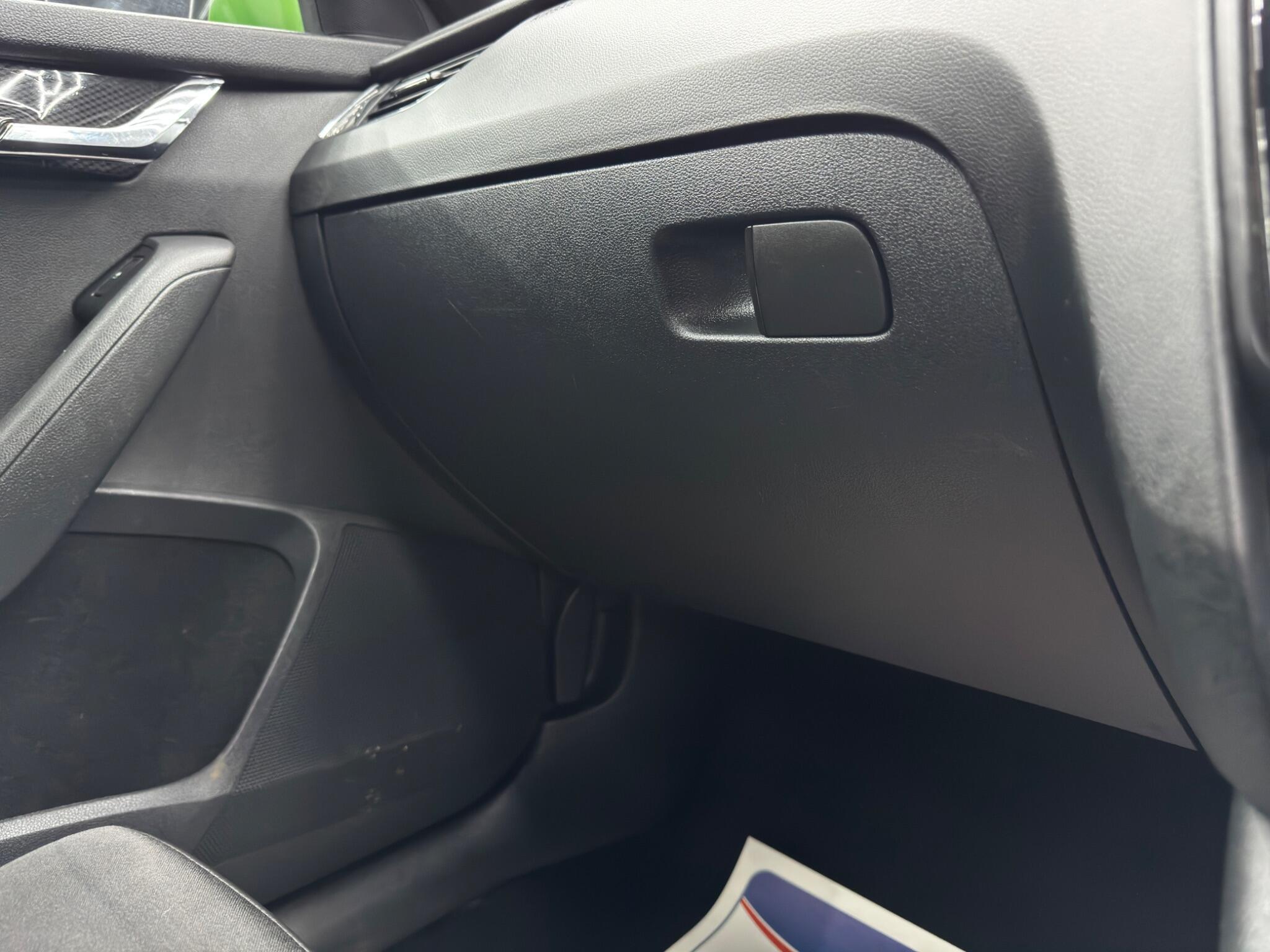 Skoda Octavia - Image 37