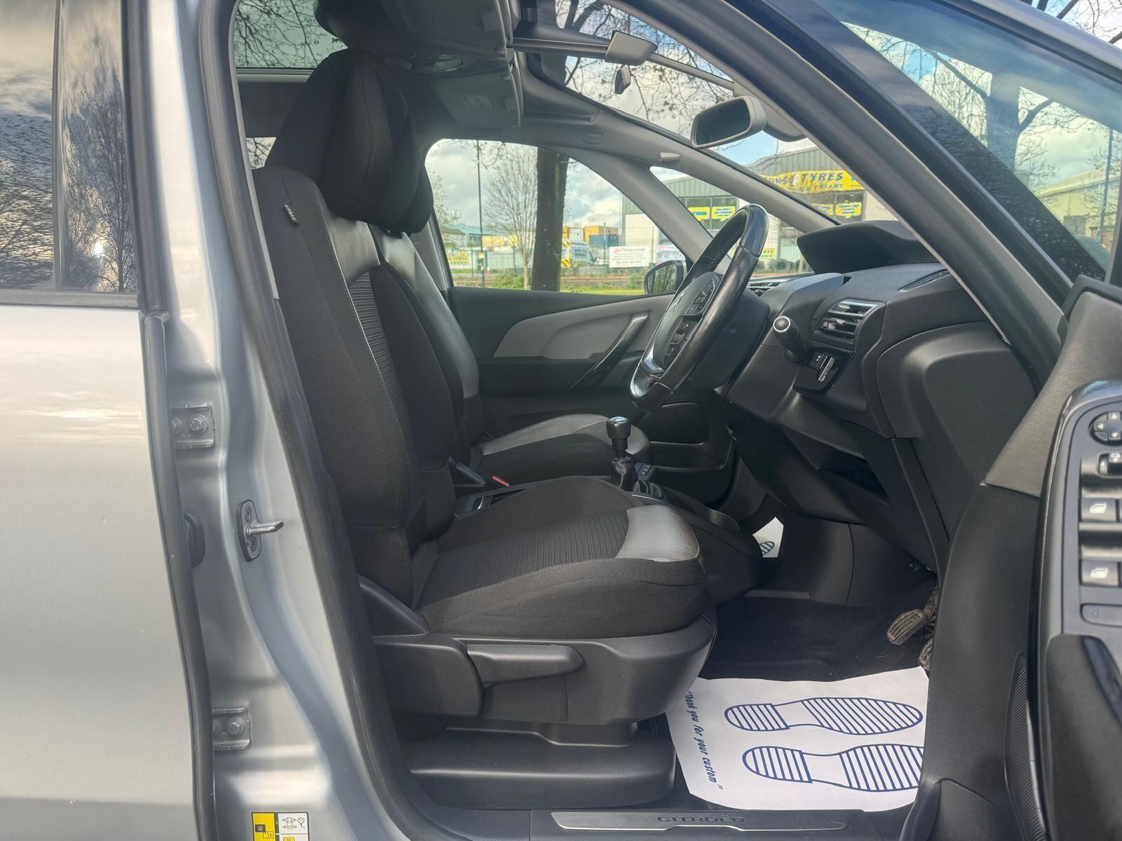 Citroen Grand C4 Picasso - Image 21