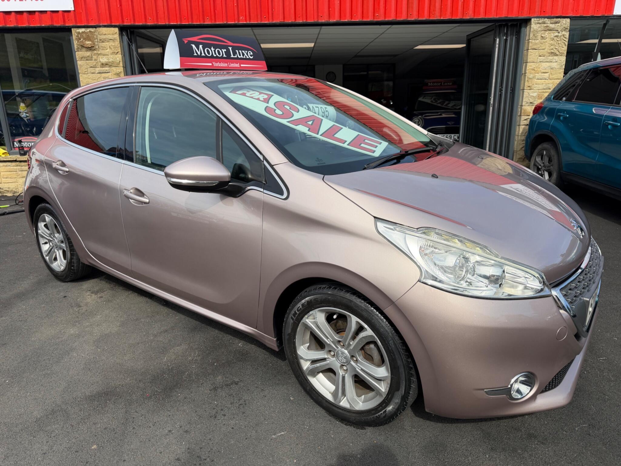 Peugeot 208 - Image 10
