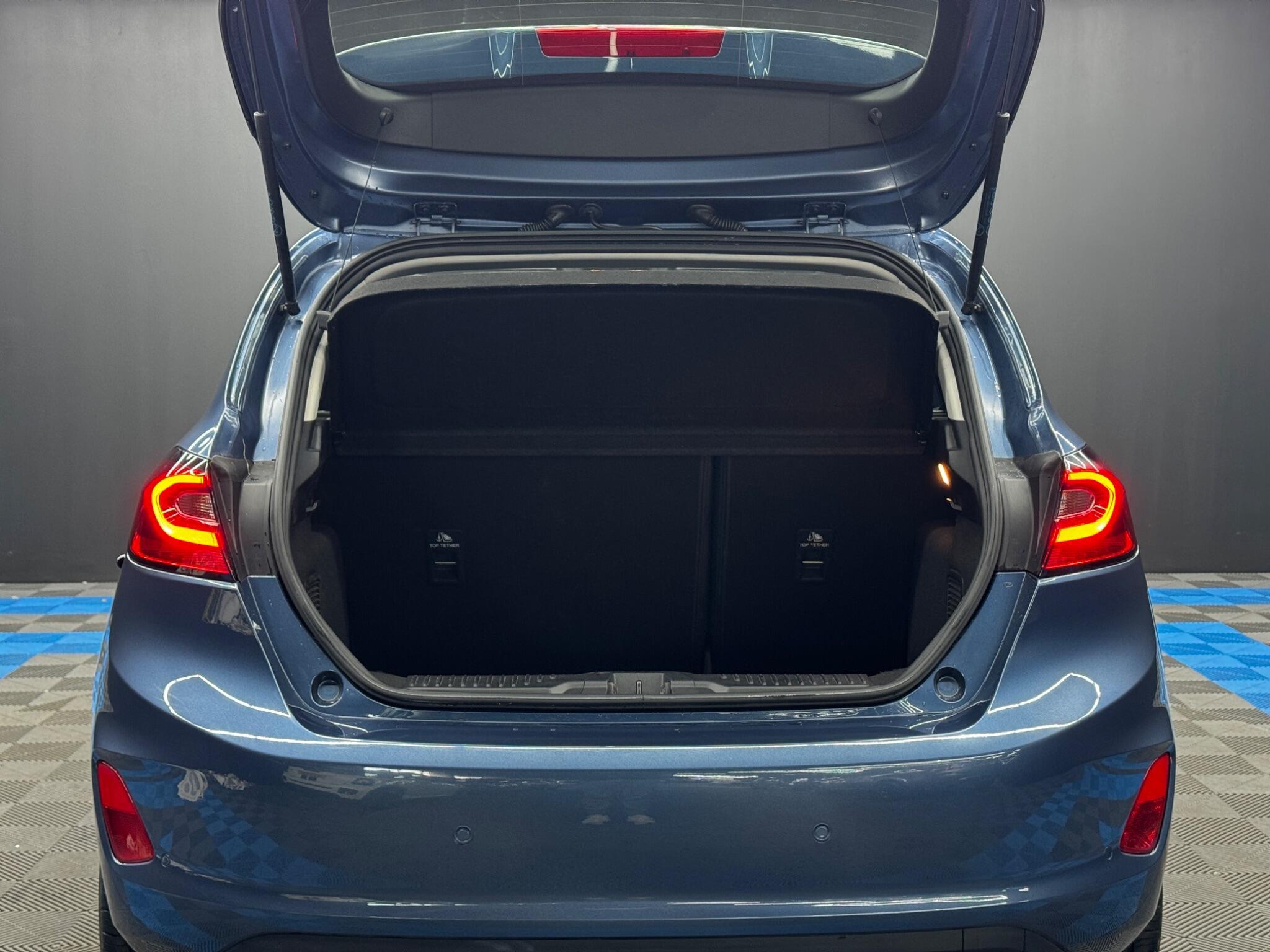 Ford Fiesta - Image 39