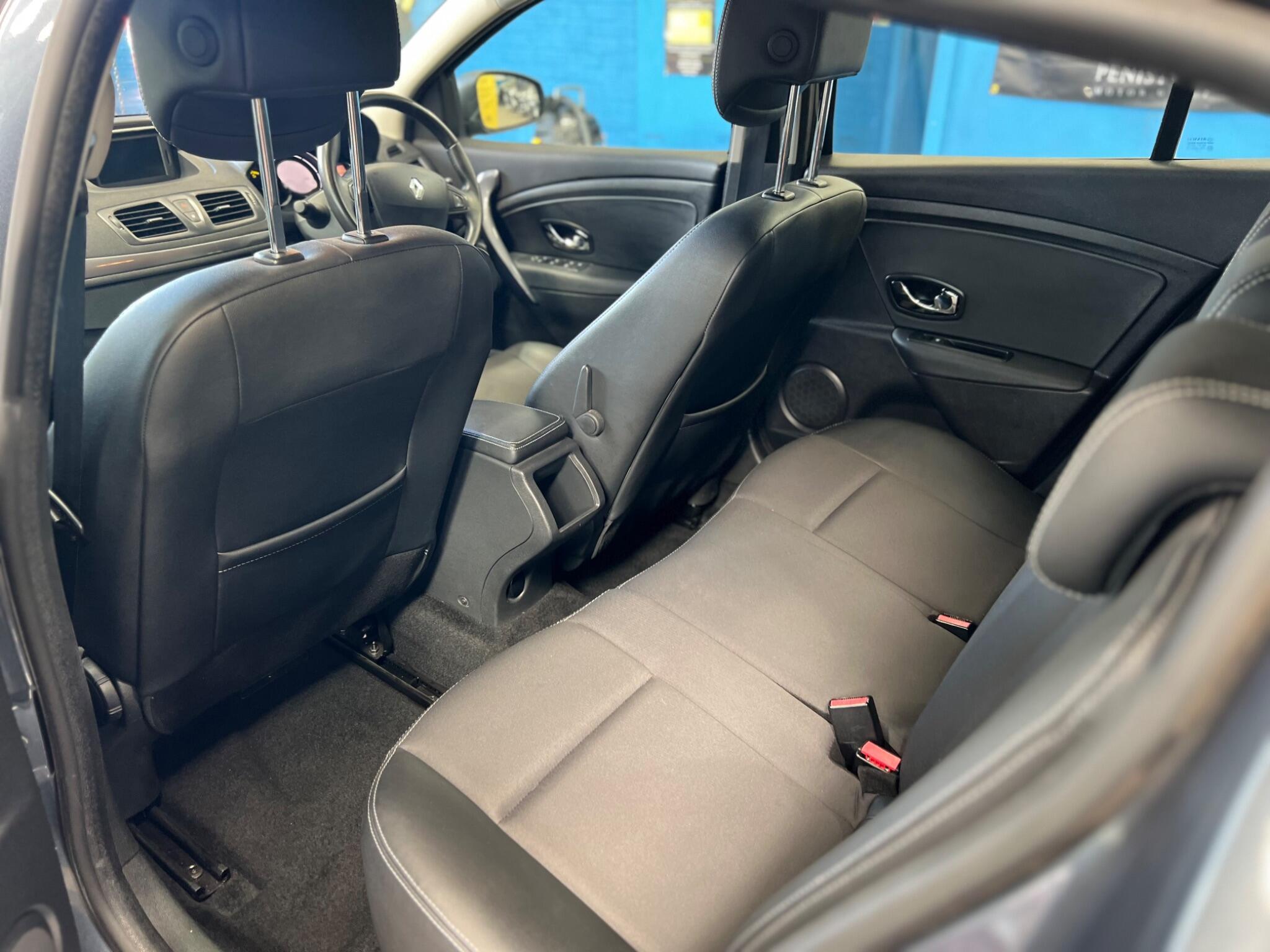 Renault Megane - Image 26