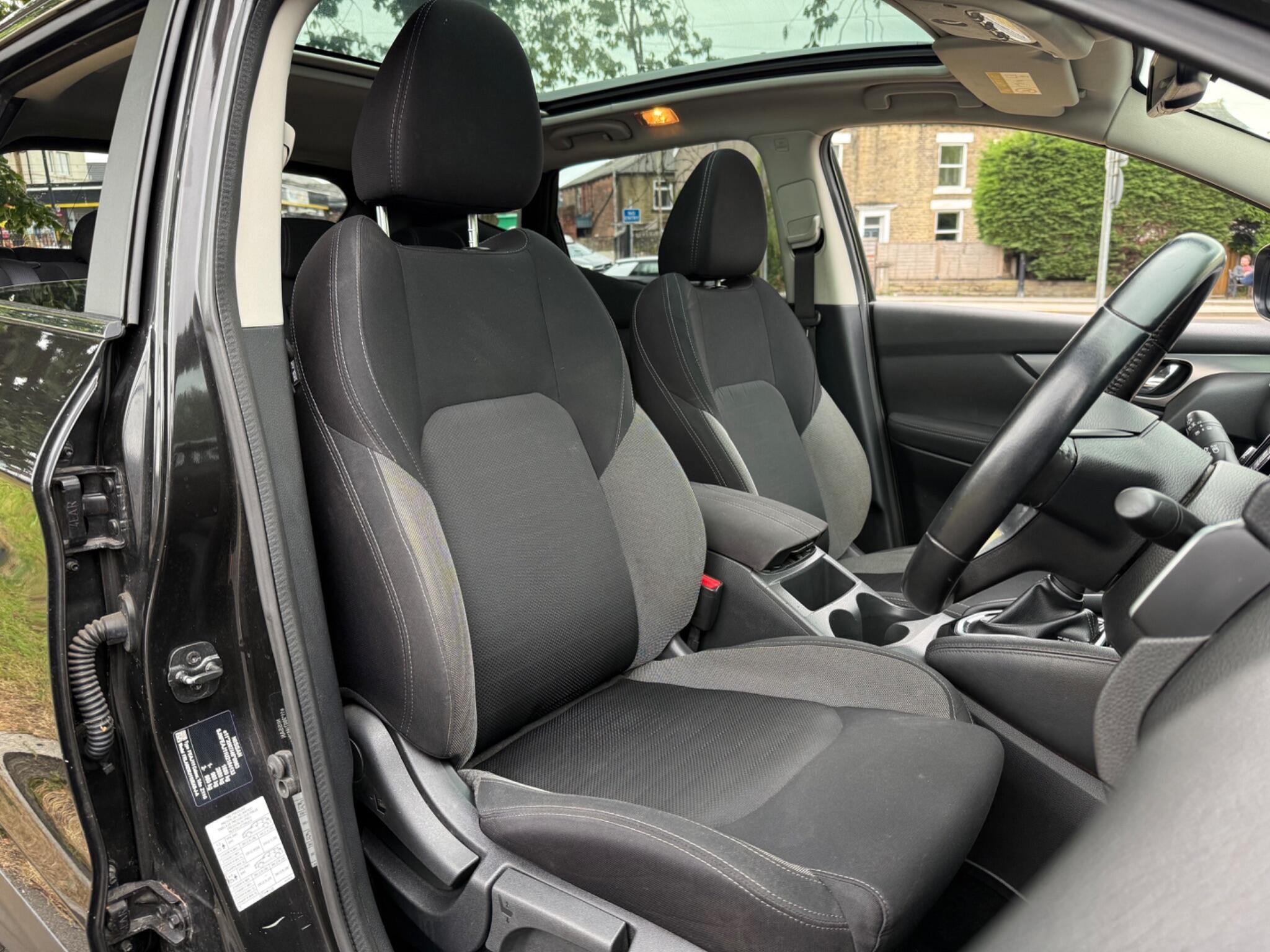 Nissan Qashqai - Image 13