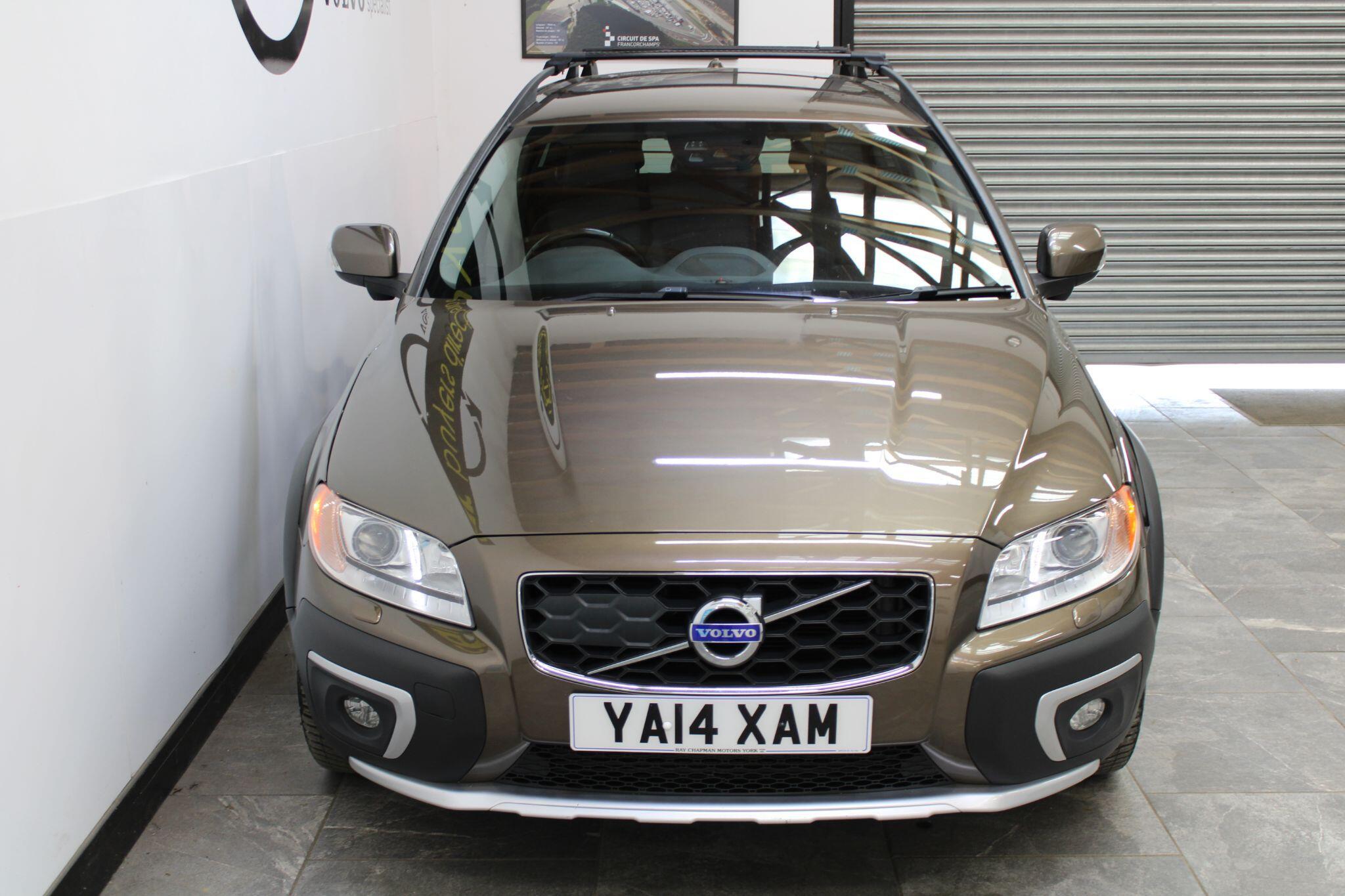 Volvo XC70 - Image 28
