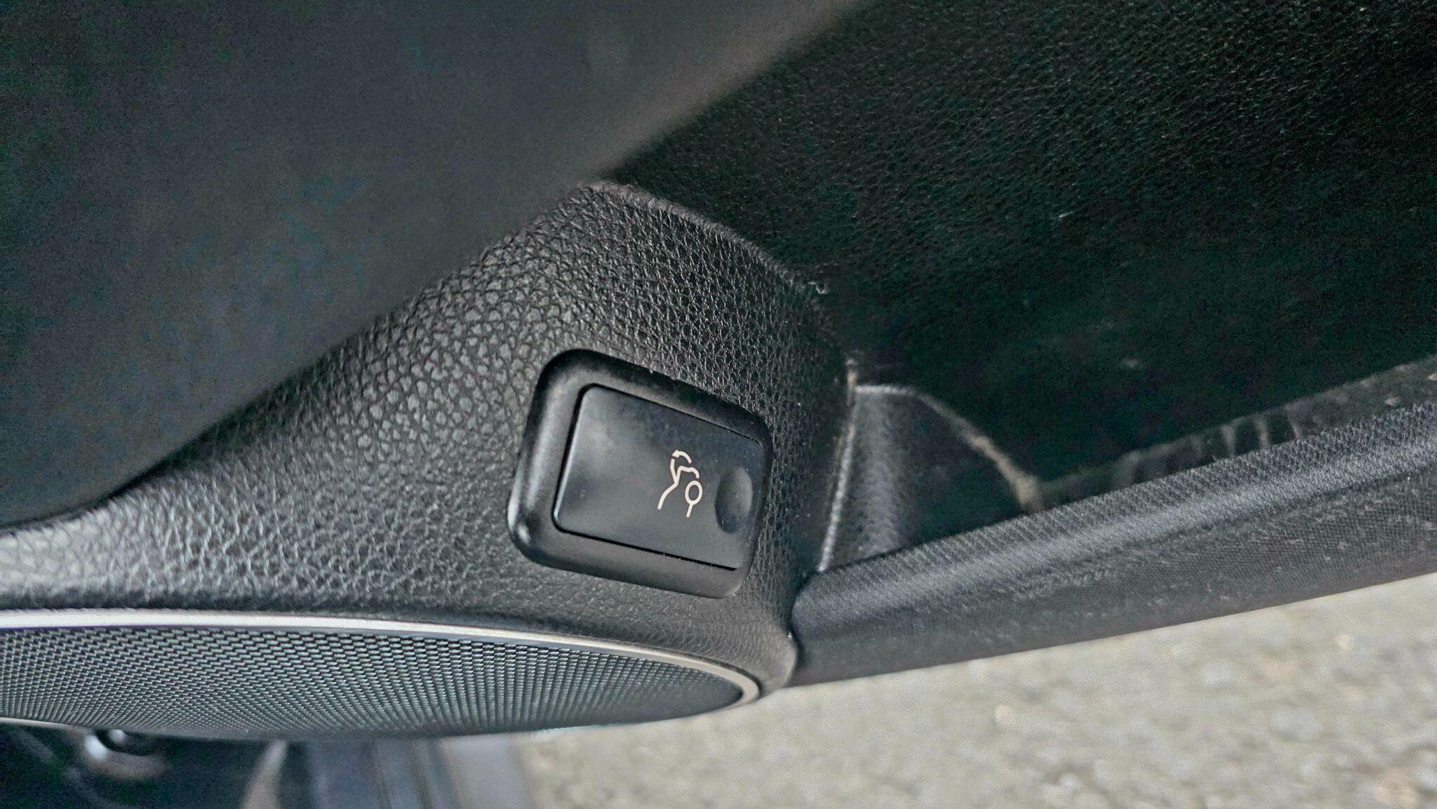 Mercedes C Class - Image 23