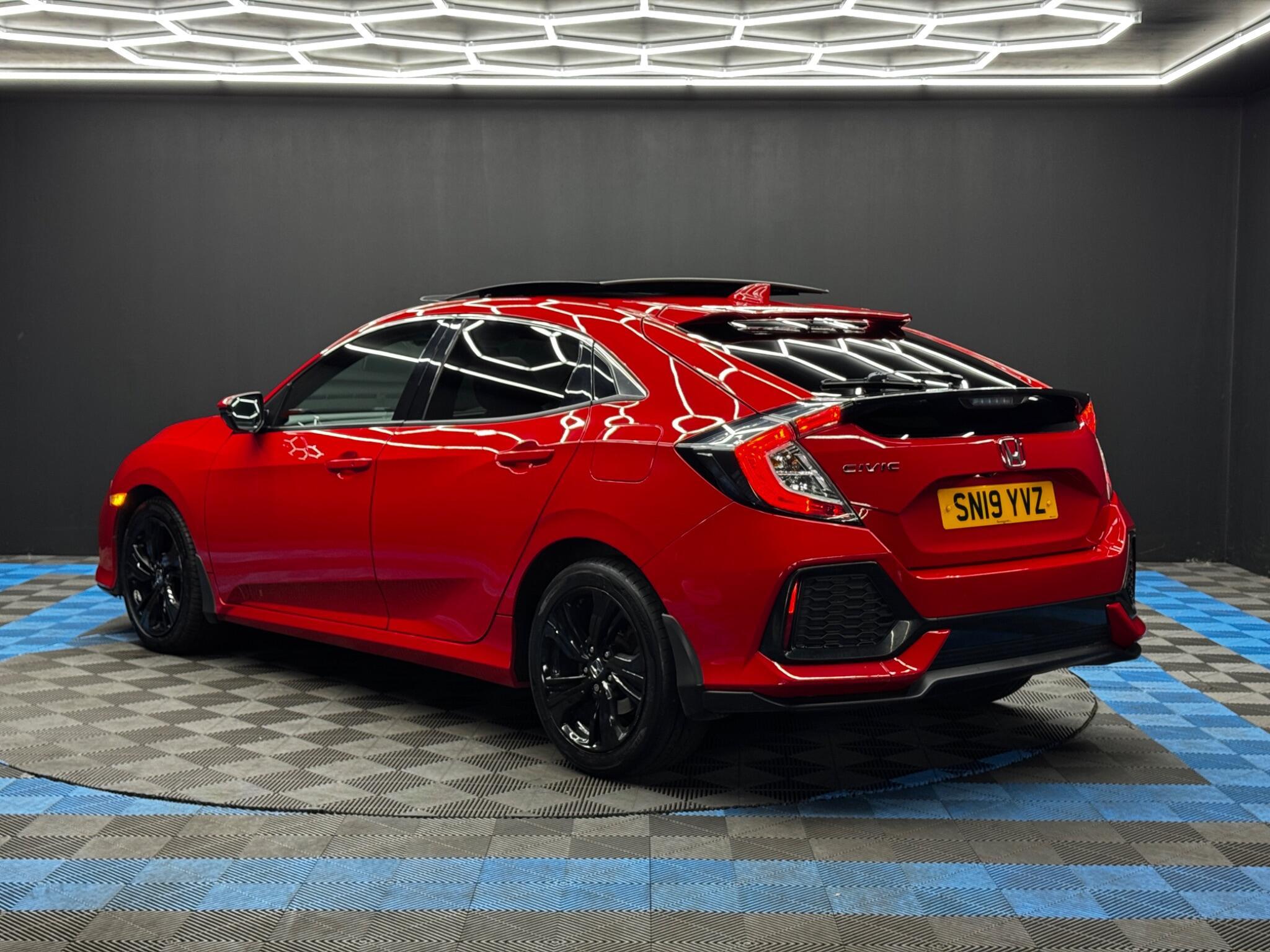 Honda Civic - Image 7