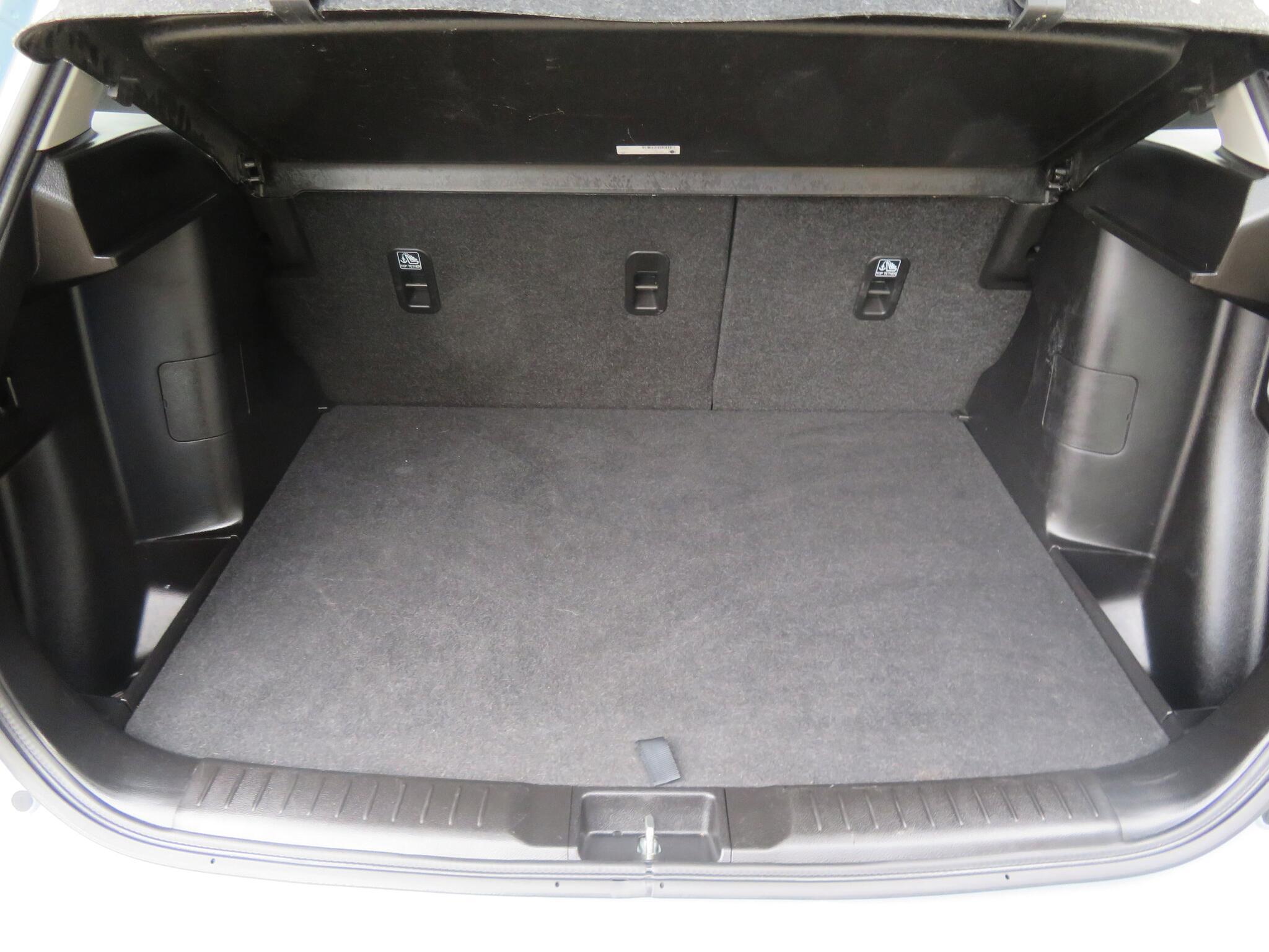Suzuki Vitara - Image 9