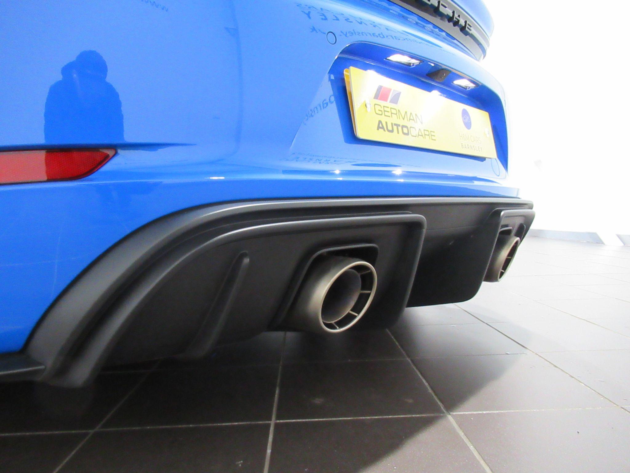 Porsche 718 Cayman - Image 26