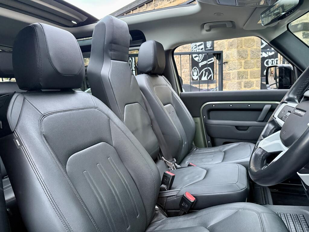 Land Rover Defender 90 - Image 20