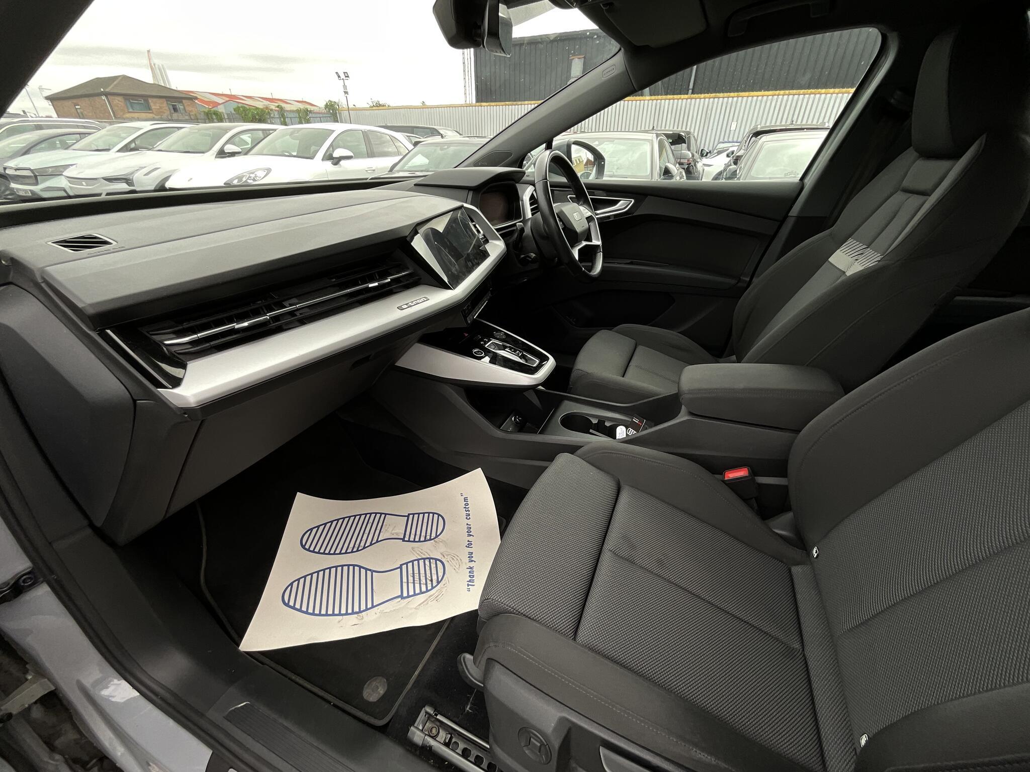 Audi Q4 E-Tron - Image 6