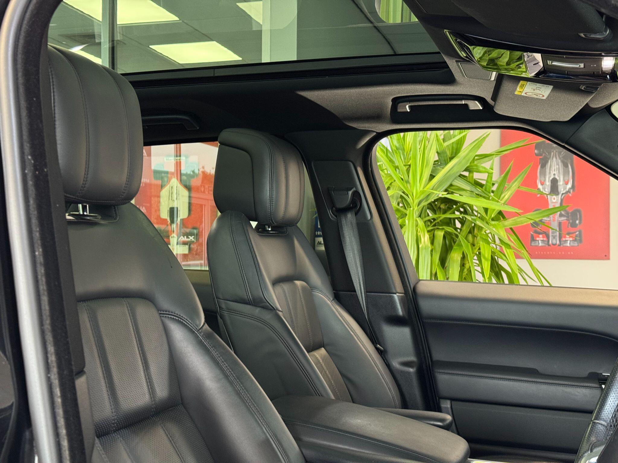 Land Rover RANGE ROVER SPORT - Image 2