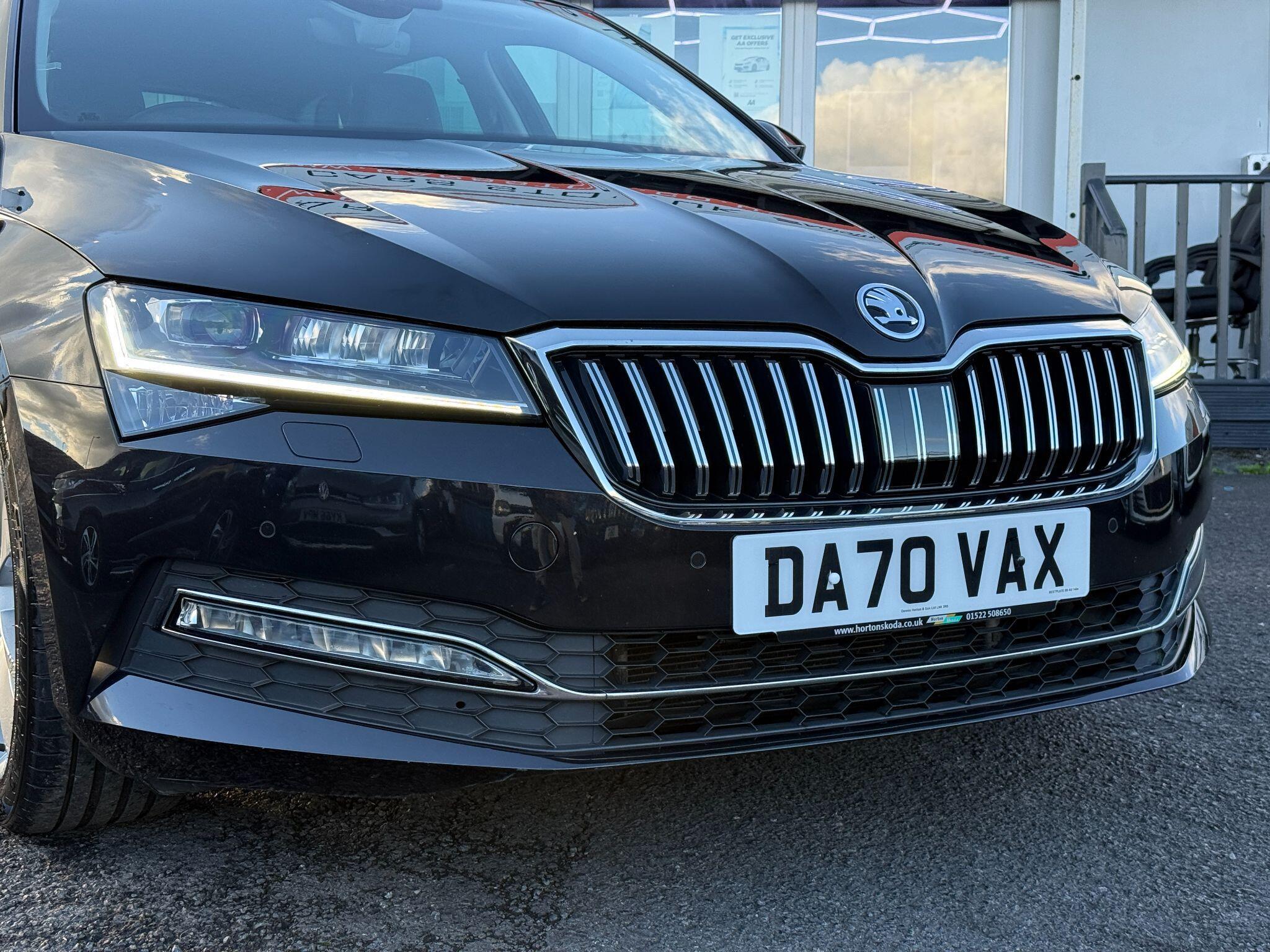 Skoda Superb - Image 10