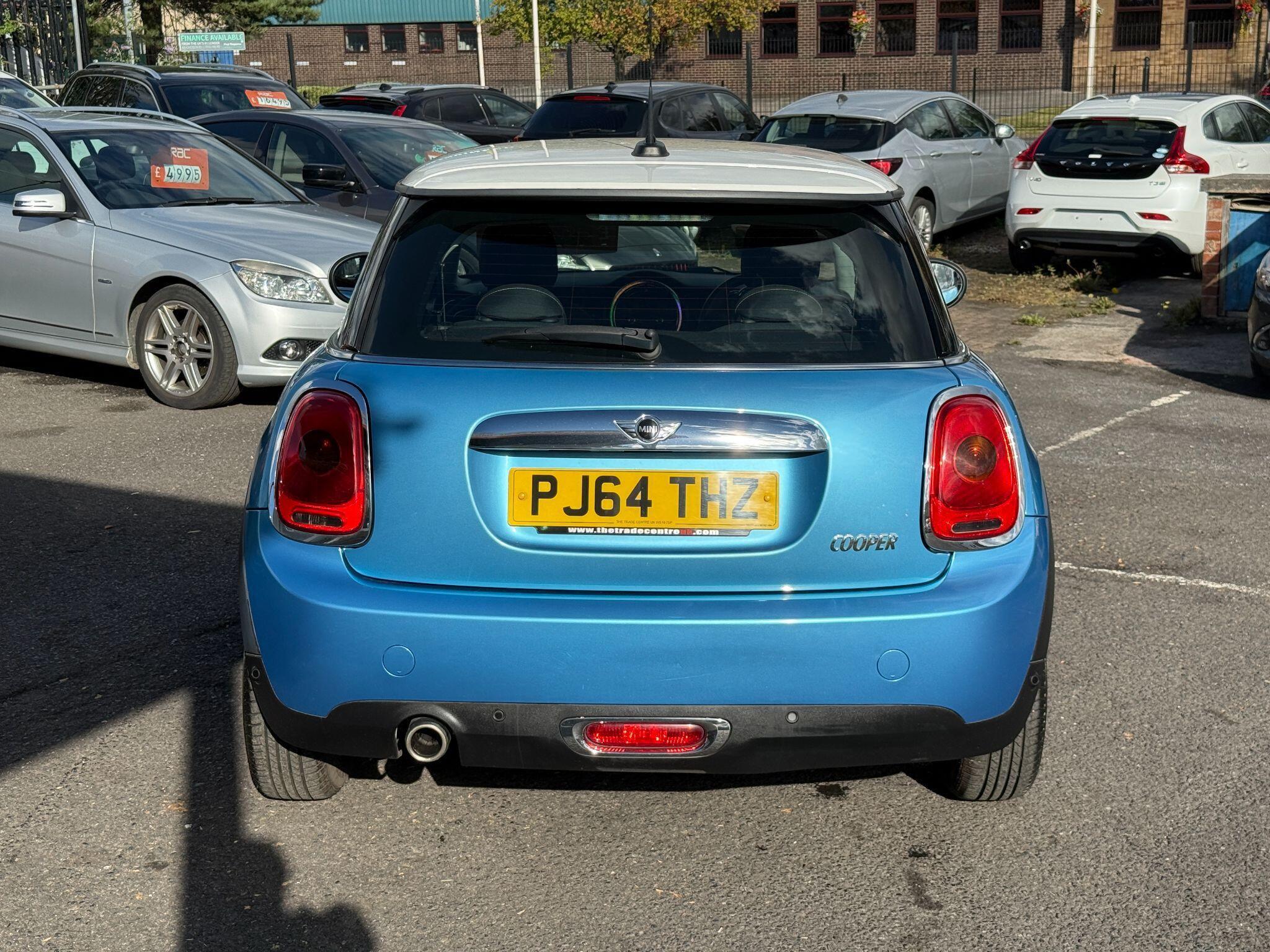 MINI Hatch - Image 18
