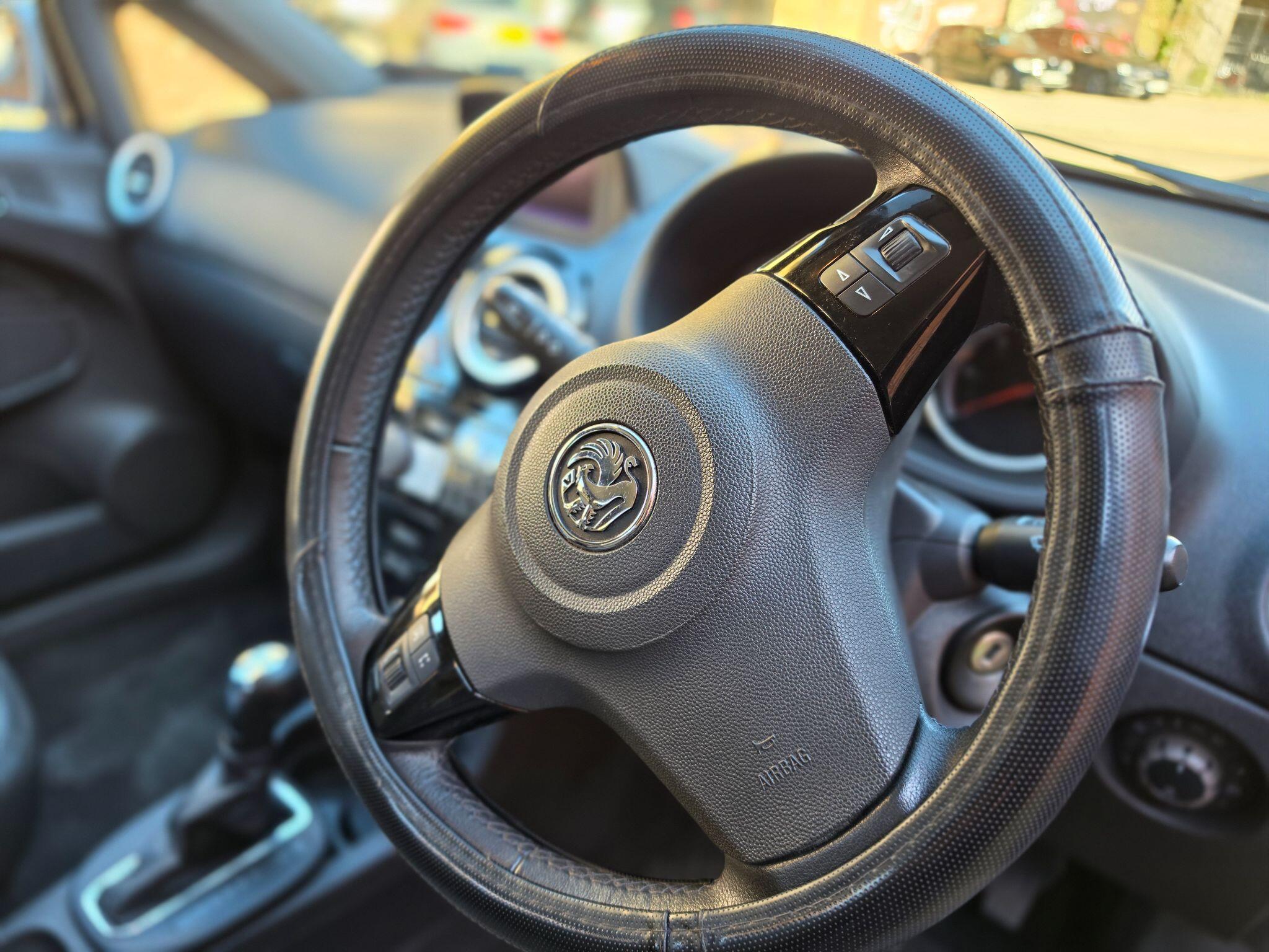 Vauxhall Corsa - Image 12