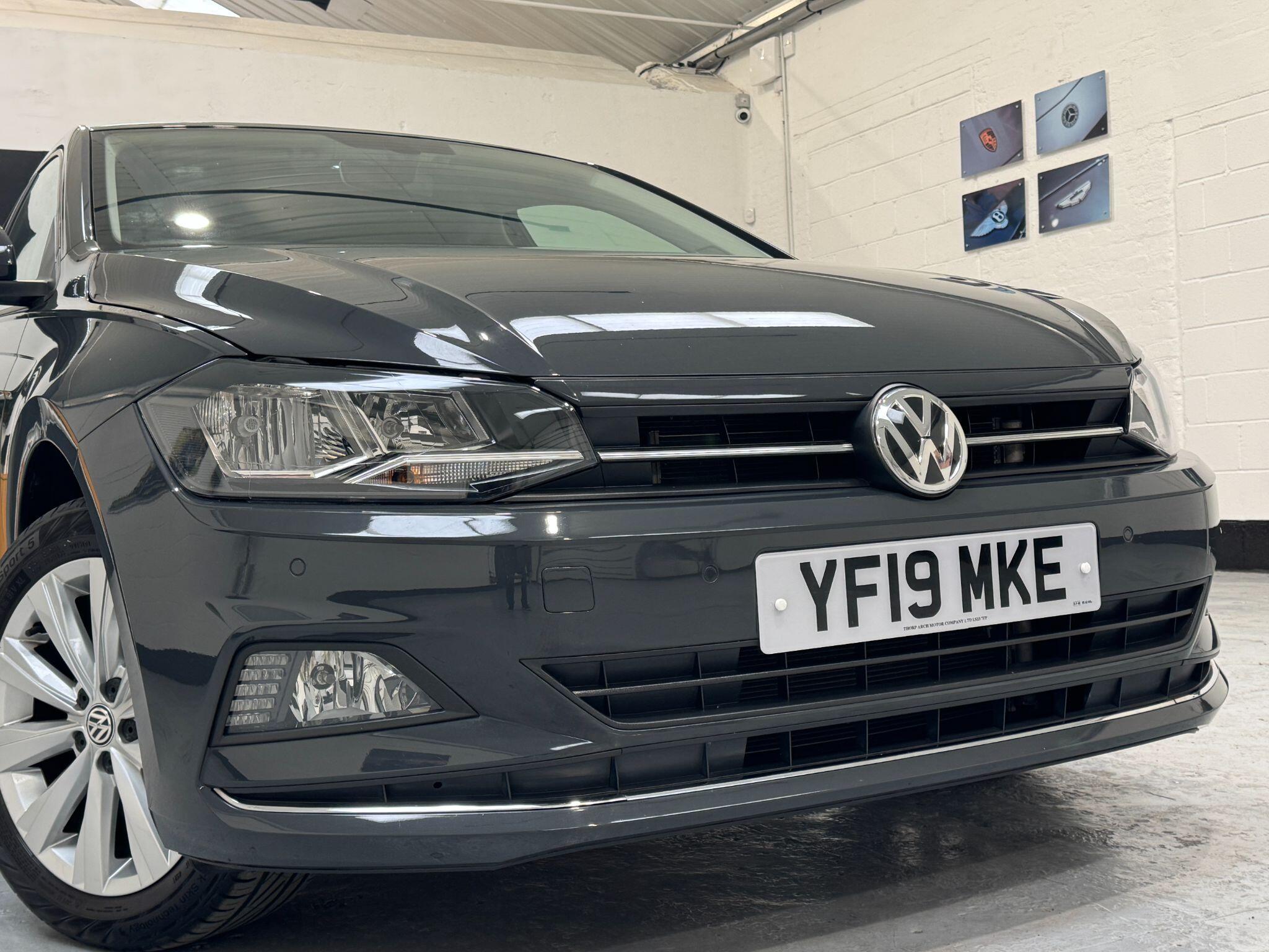 Volkswagen Polo - Image 32