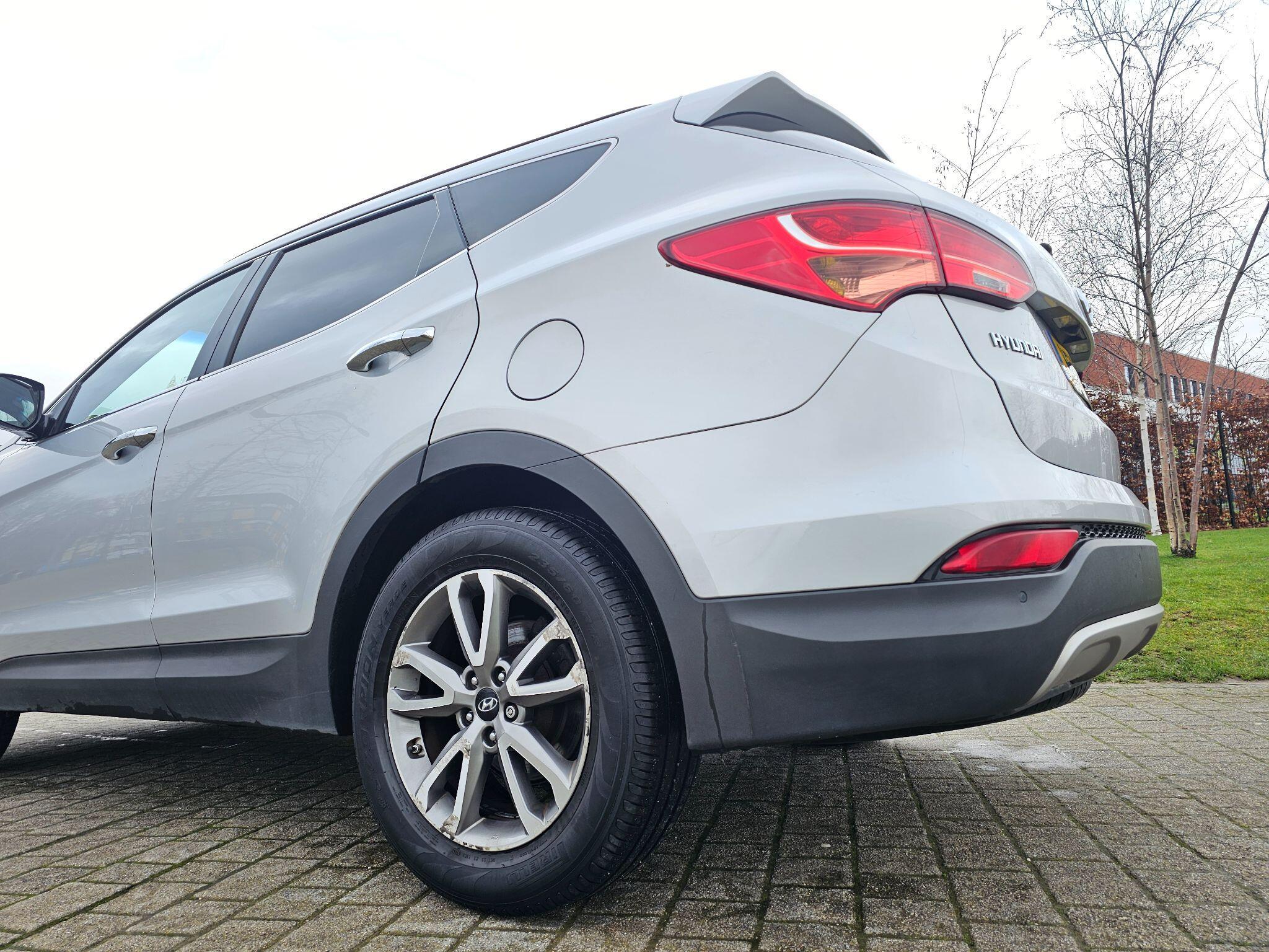Hyundai Santa Fe - Image 10