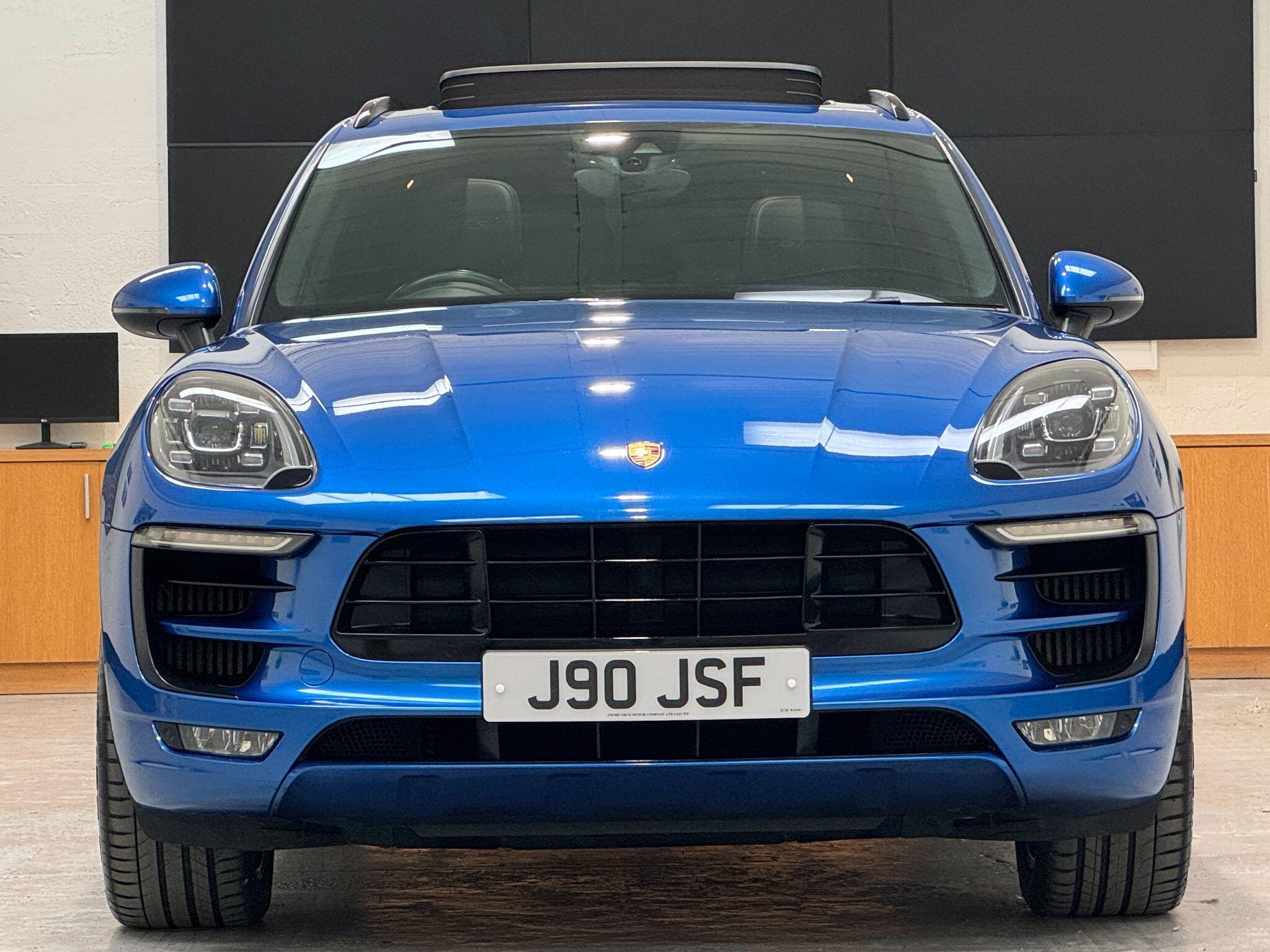 Porsche Macan - Image 5